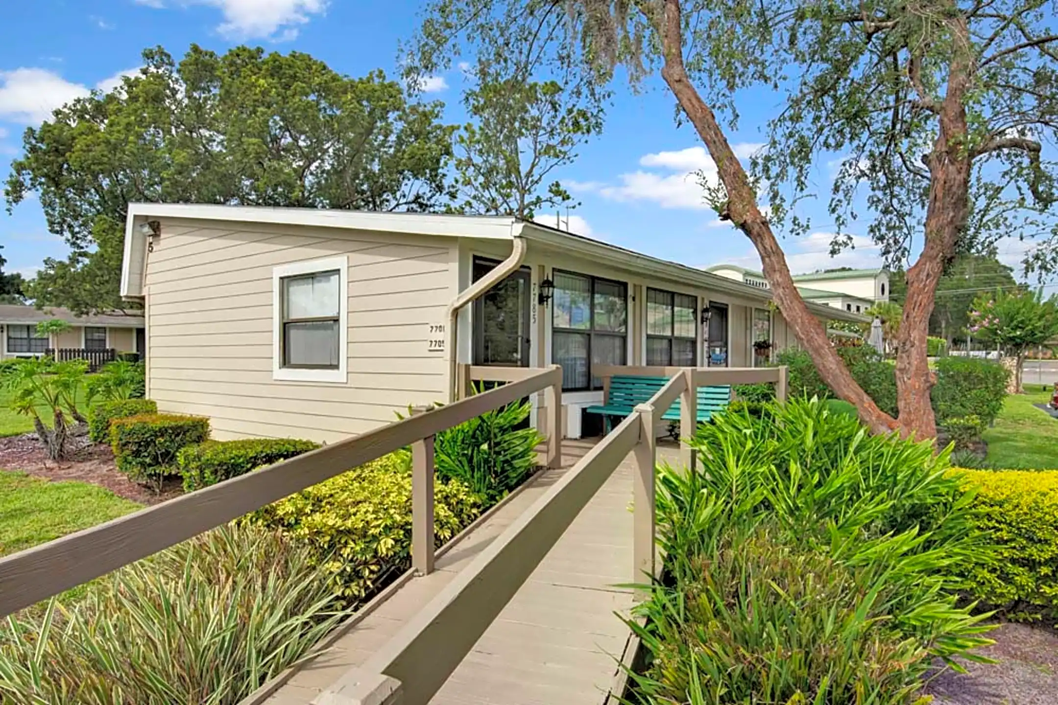 Branchwood Apartments 7785 Branchwood Ln Winter Park, FL Apartments