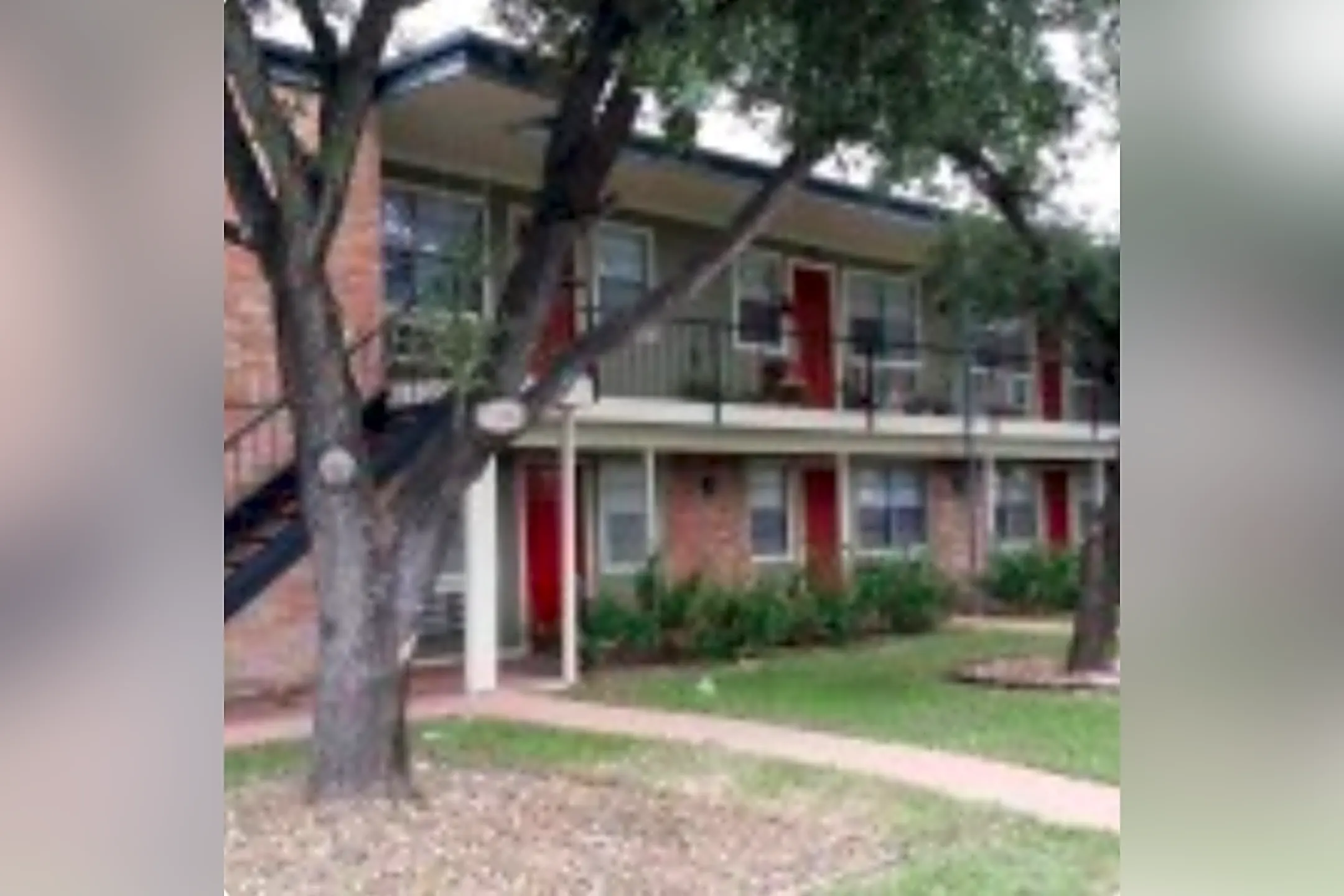 2211 New Combes Hwy 2211 New Combes Hwy unit 14 Harlingen, TX