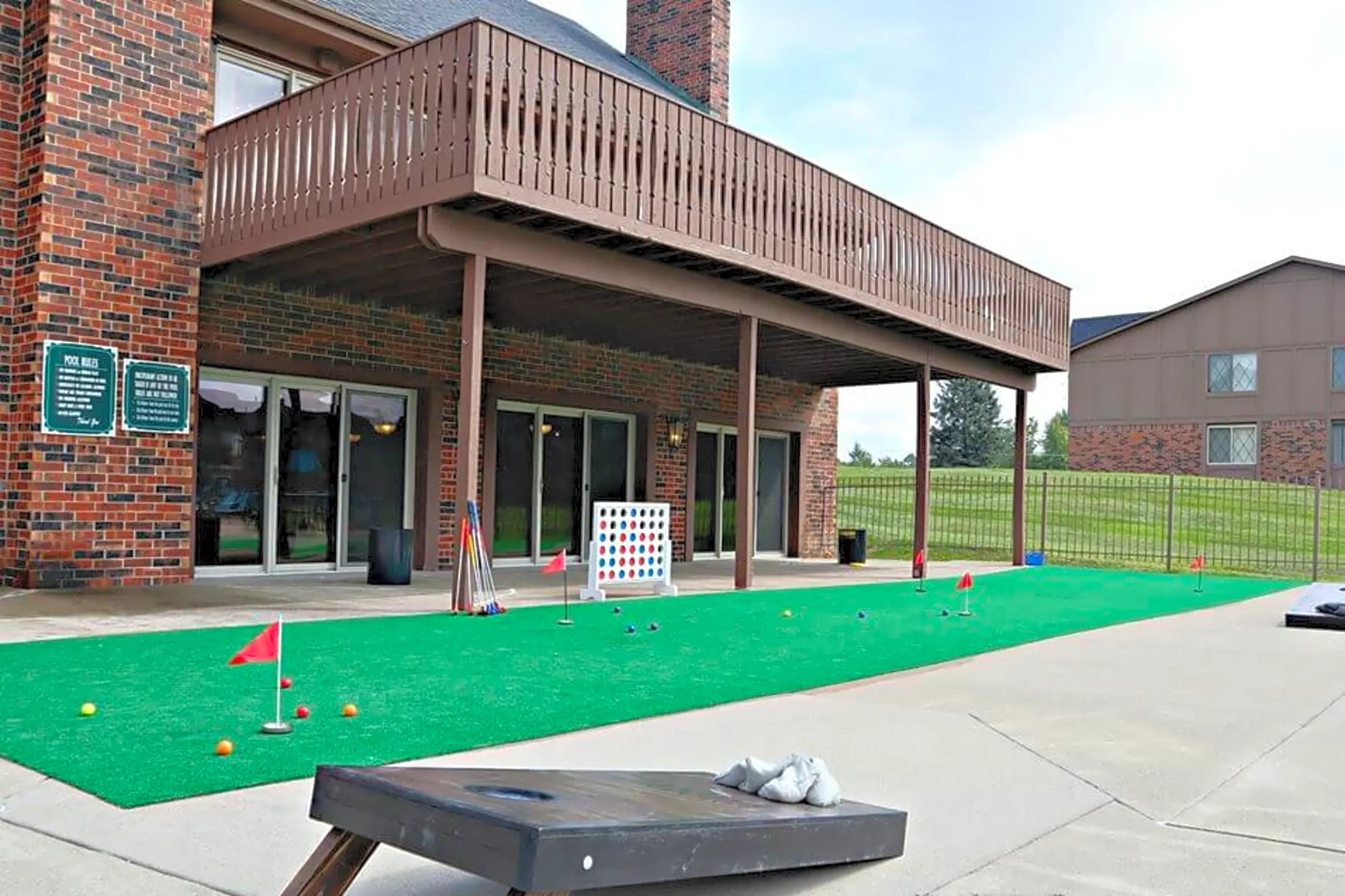 The Landings of Fountain Pointe 6033 Fountain Pointe Grand Blanc