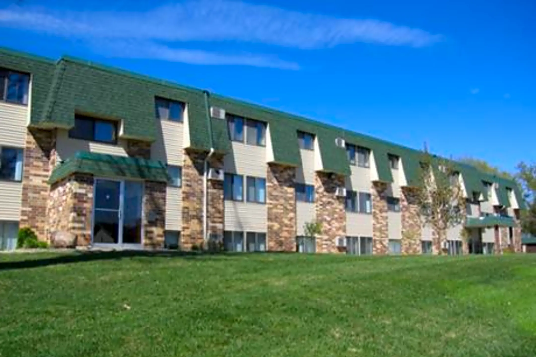 Oak Place Apartments Kimball, MN 55353
