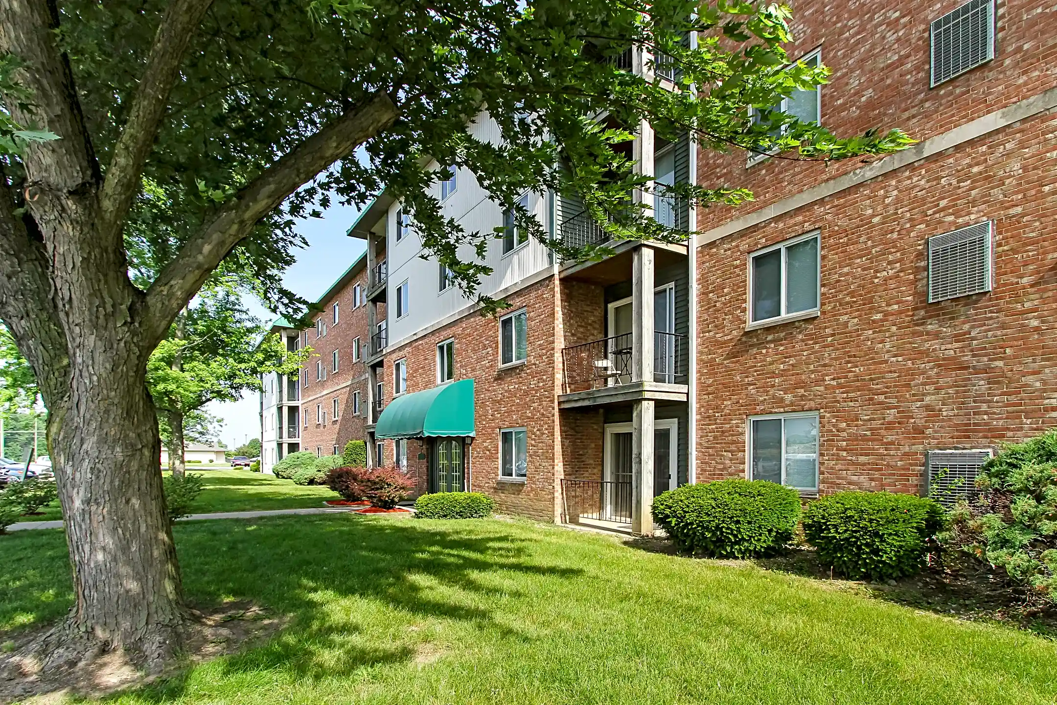 Mount Vernon Apartments 2650 W Market St Lima, OH Apartments for