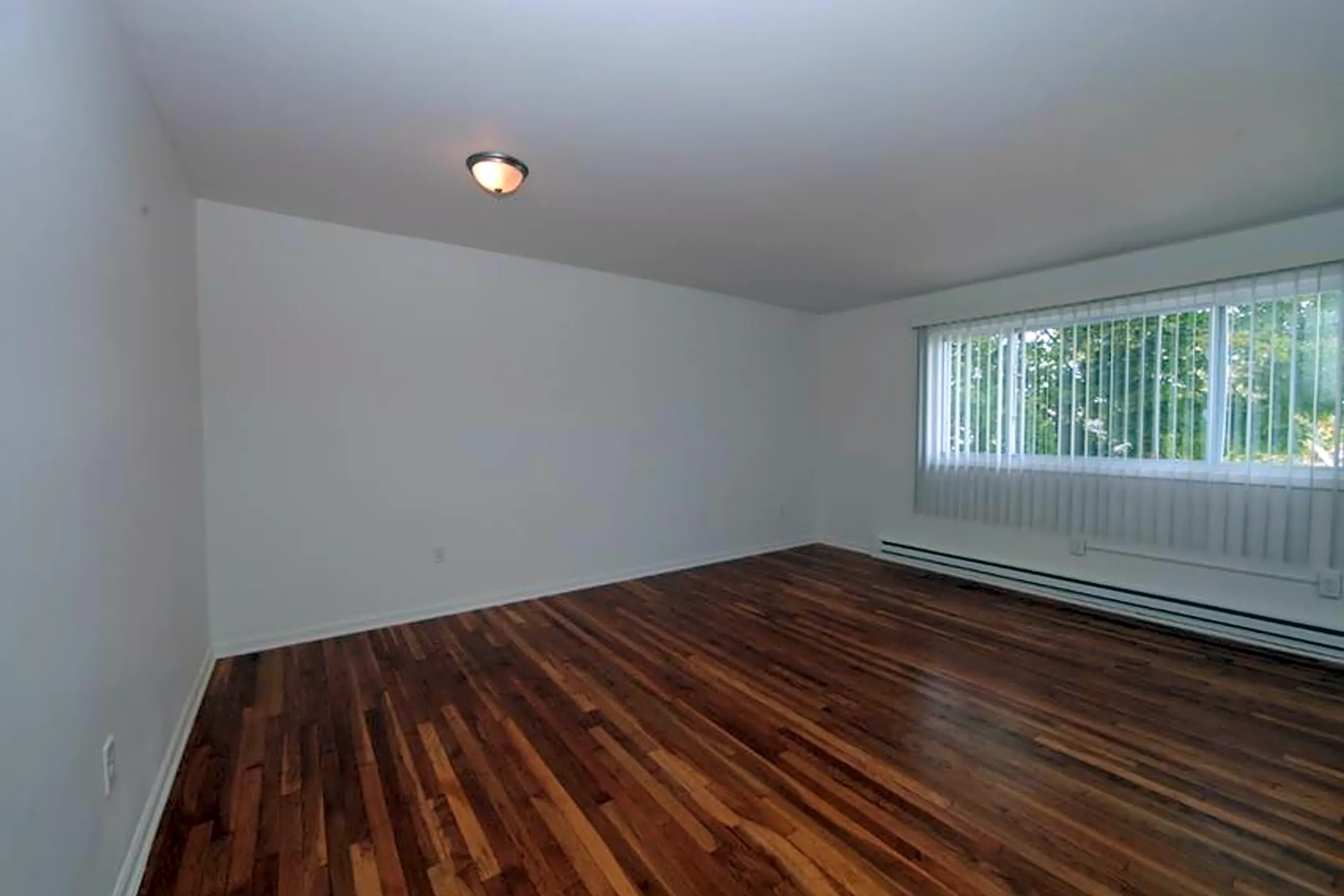 2601 Garrison 2601 Garrison Blvd Baltimore, MD Apartments for Rent