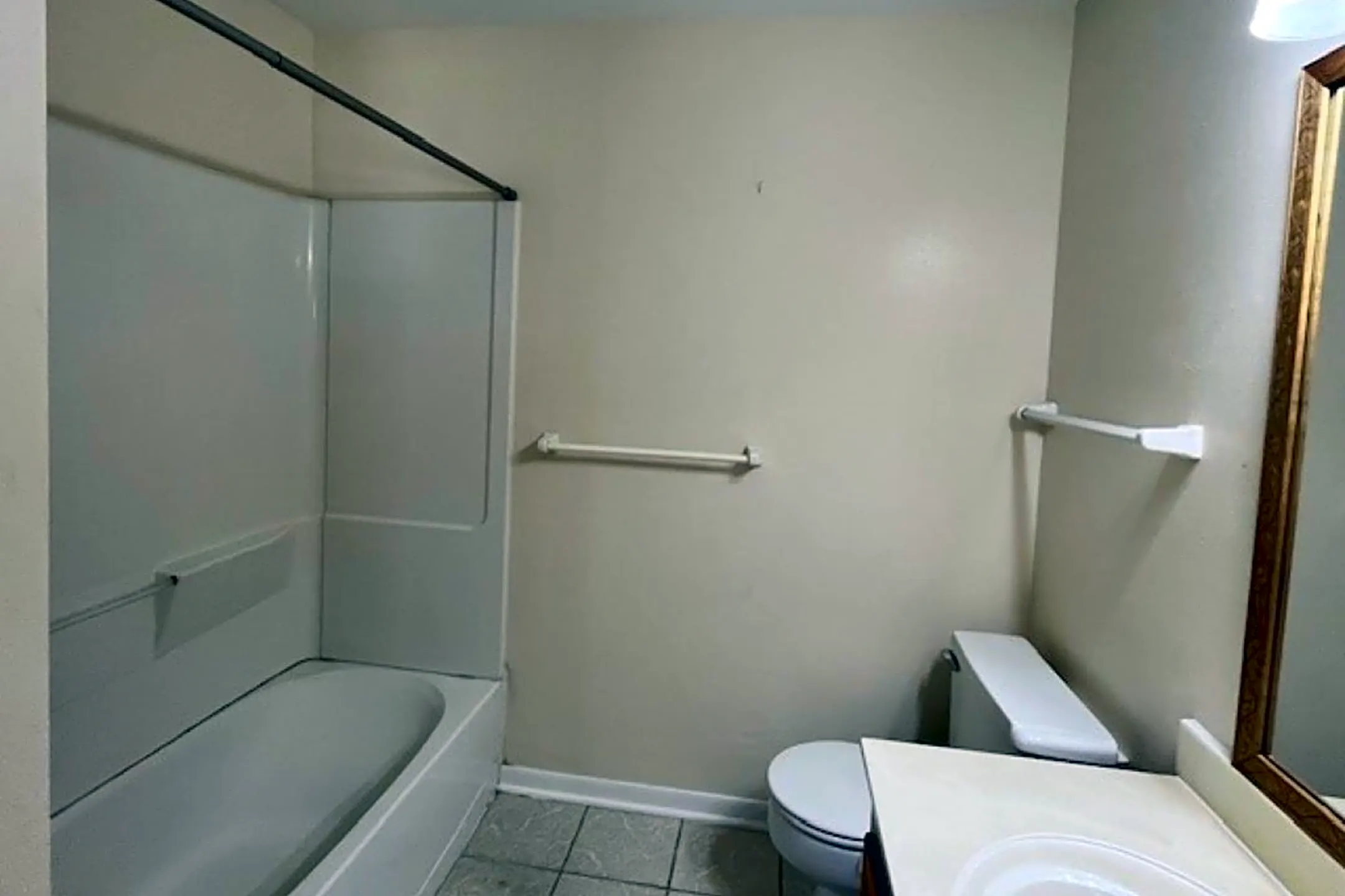 606 Westwood St 606 Westwood St unit 606cwest Victoria, TX Houses