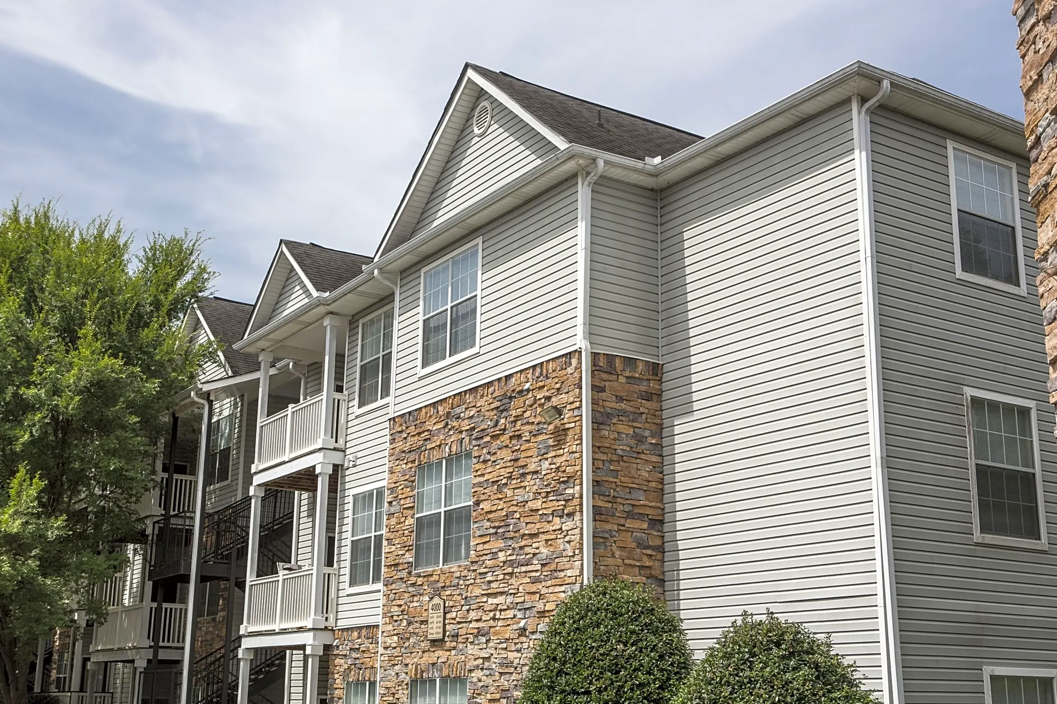 Parkway Grand Apartment Homes Apartments - Decatur, GA 30034