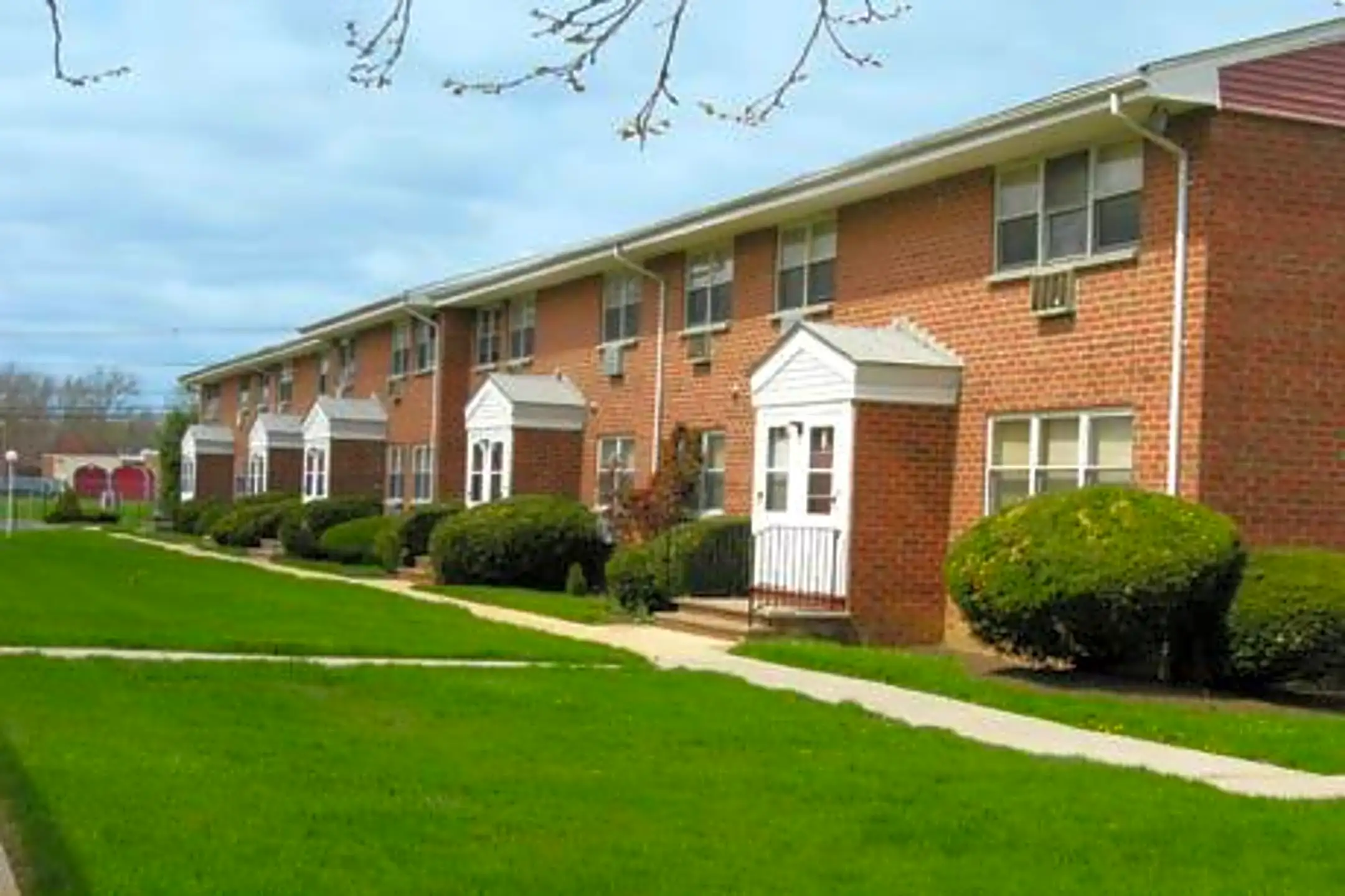 Keyport Village Apartments 251 Atlantic St Keyport, NJ Apartments