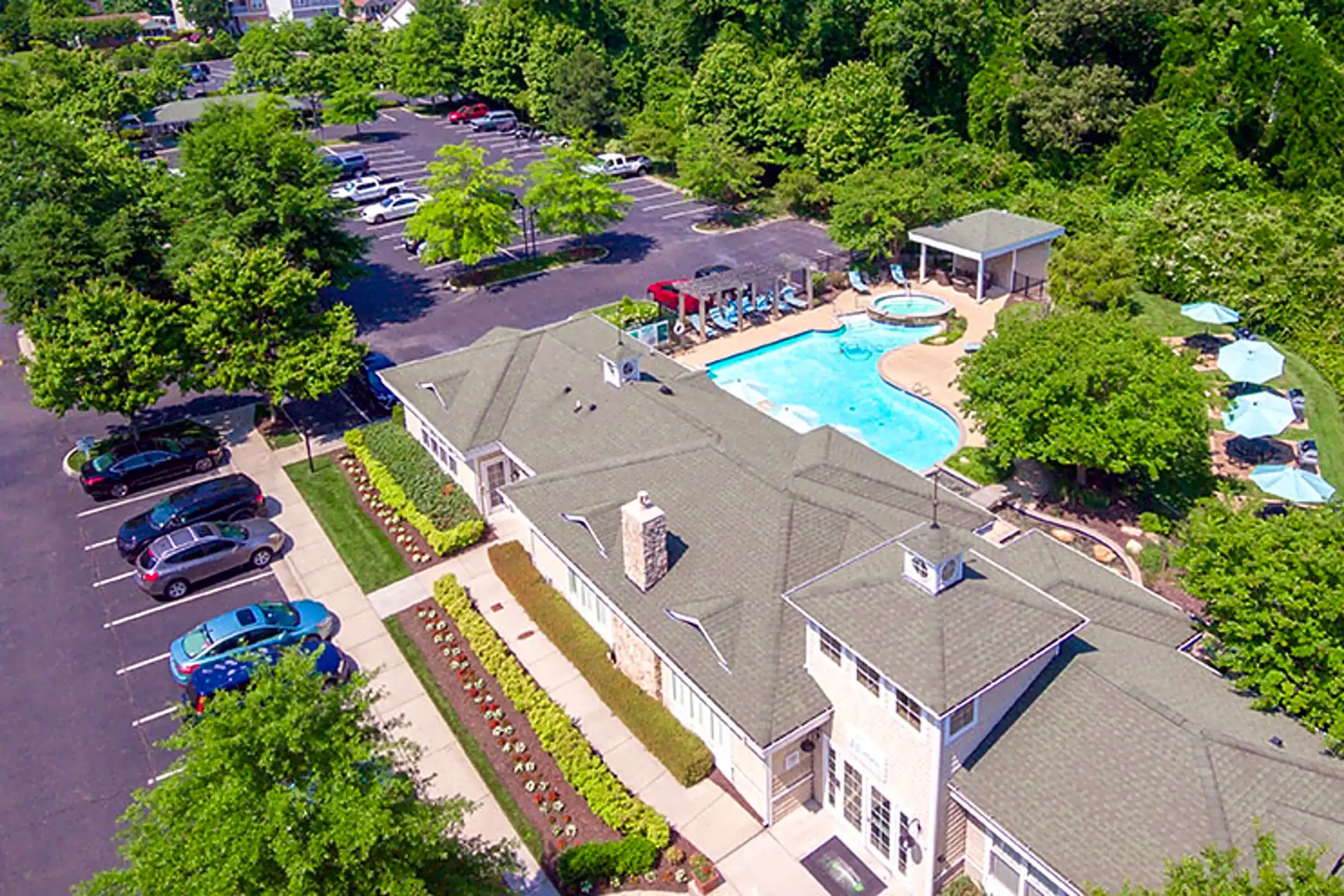 Saltmeadow Bay Apartments and Townhomes Virginia Beach, VA 23451