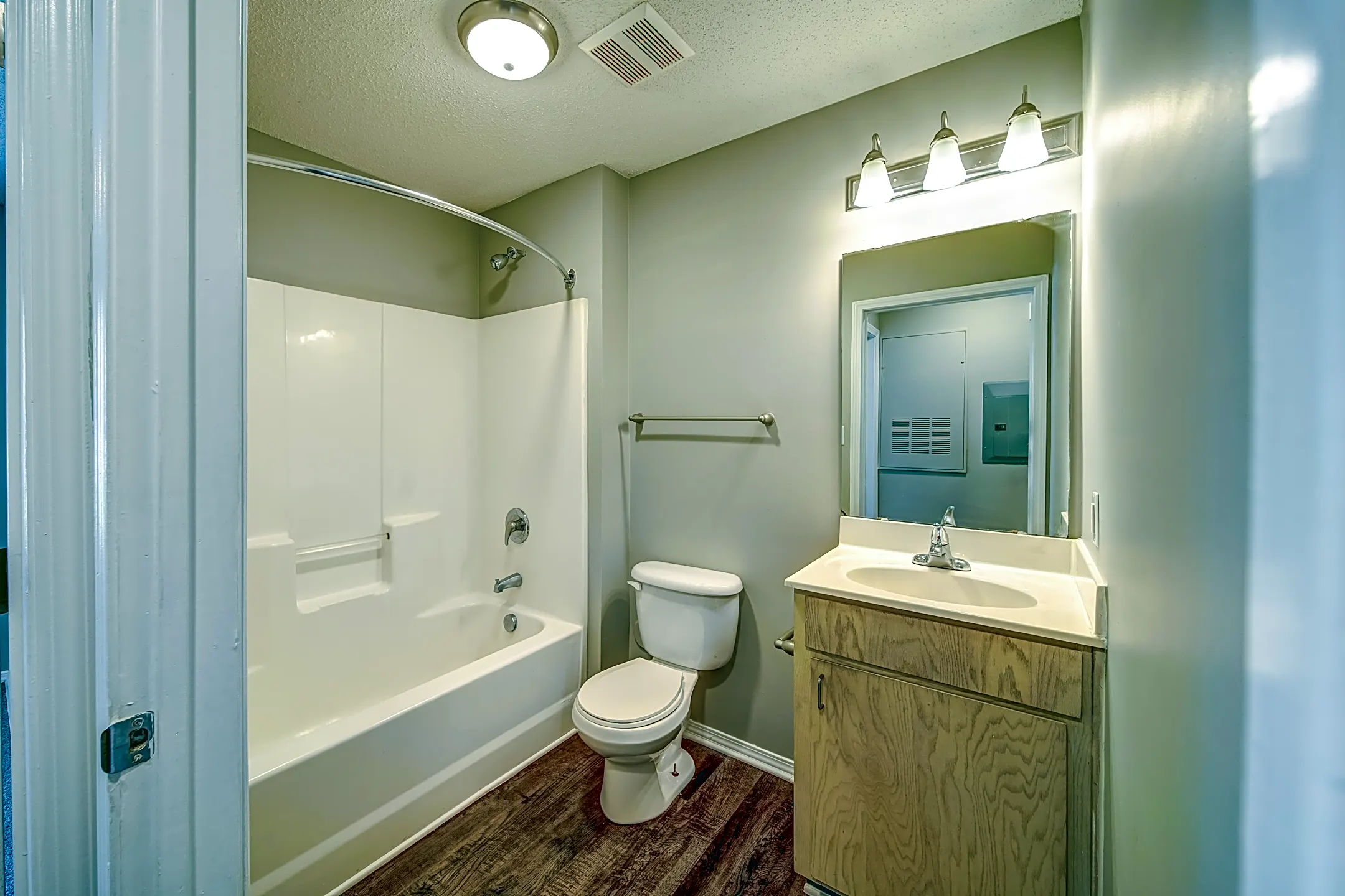 Bathroom - Ivy Hollow - Charlotte, NC