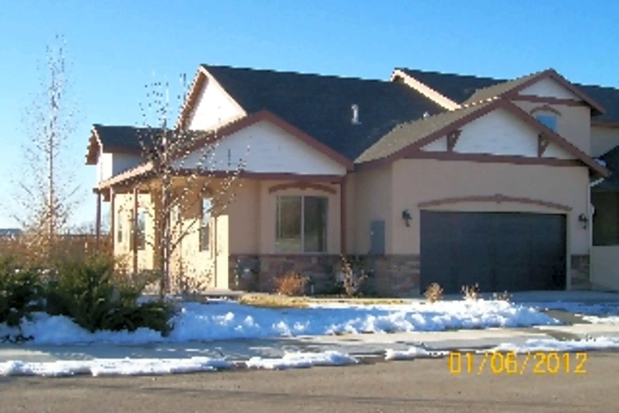 Montrose For Rent