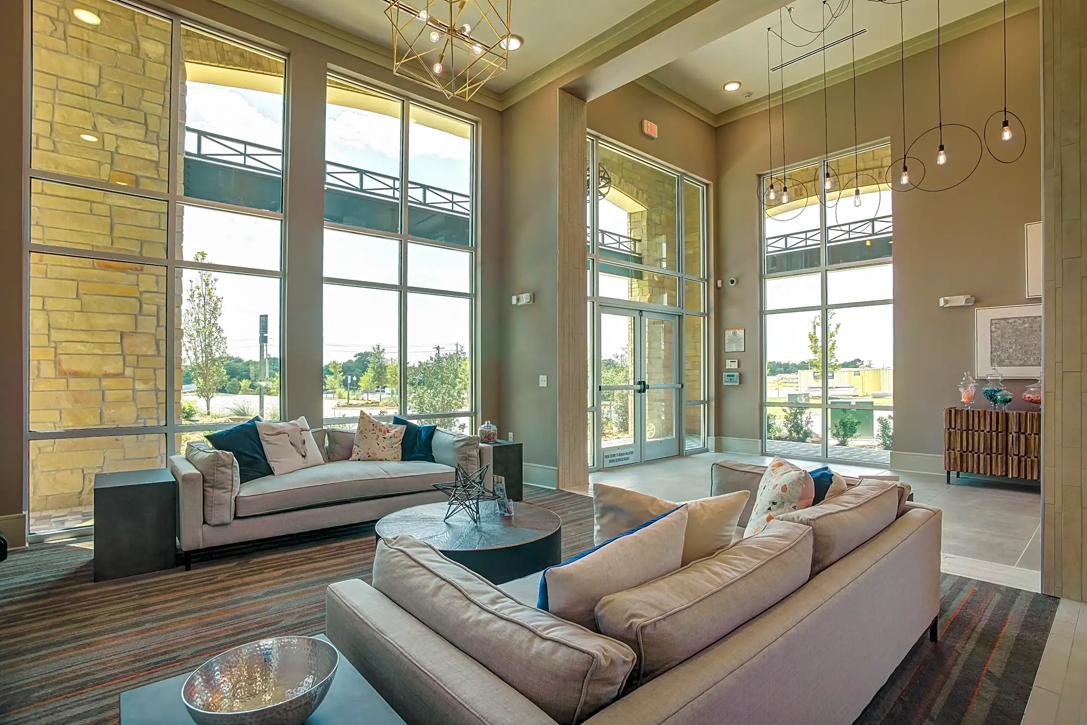 Cortland Craig Ranch 7201 S Custer Rd McKinney, TX Apartments for