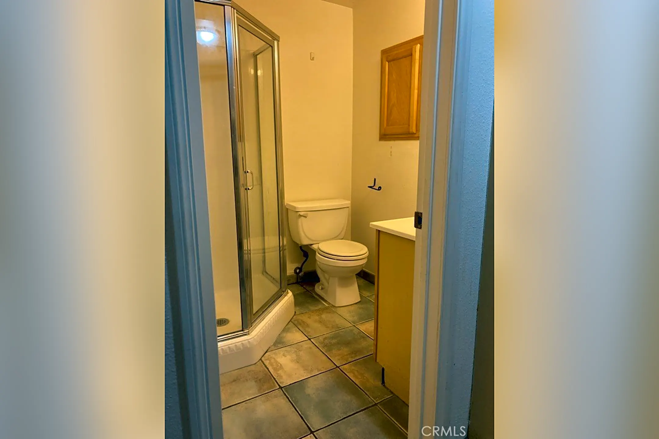 318 Metropole Ave B Avalon, CA Apartments for Rent Rent.