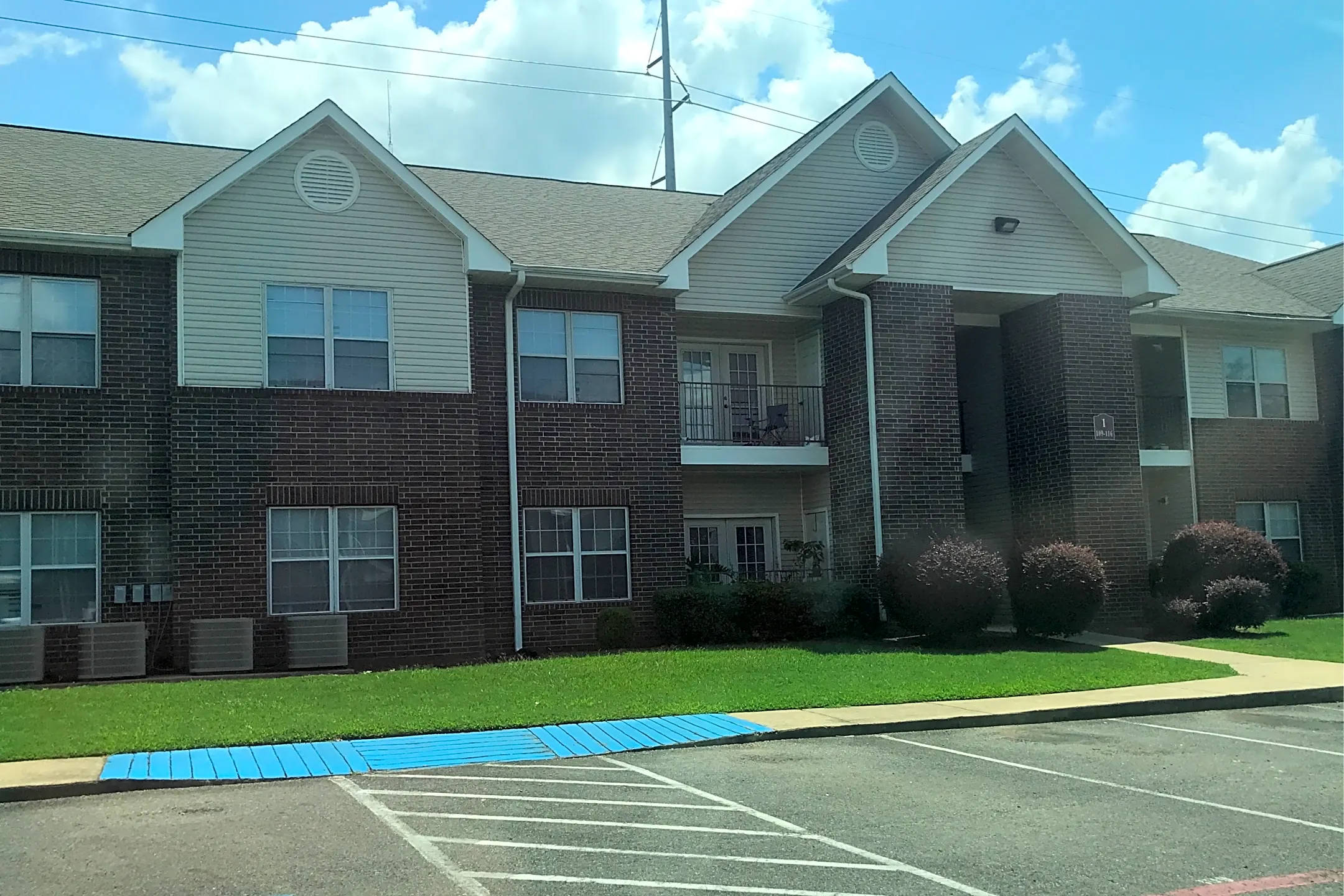 Ridge at Texarkana Apartments - Texarkana, AR 71854