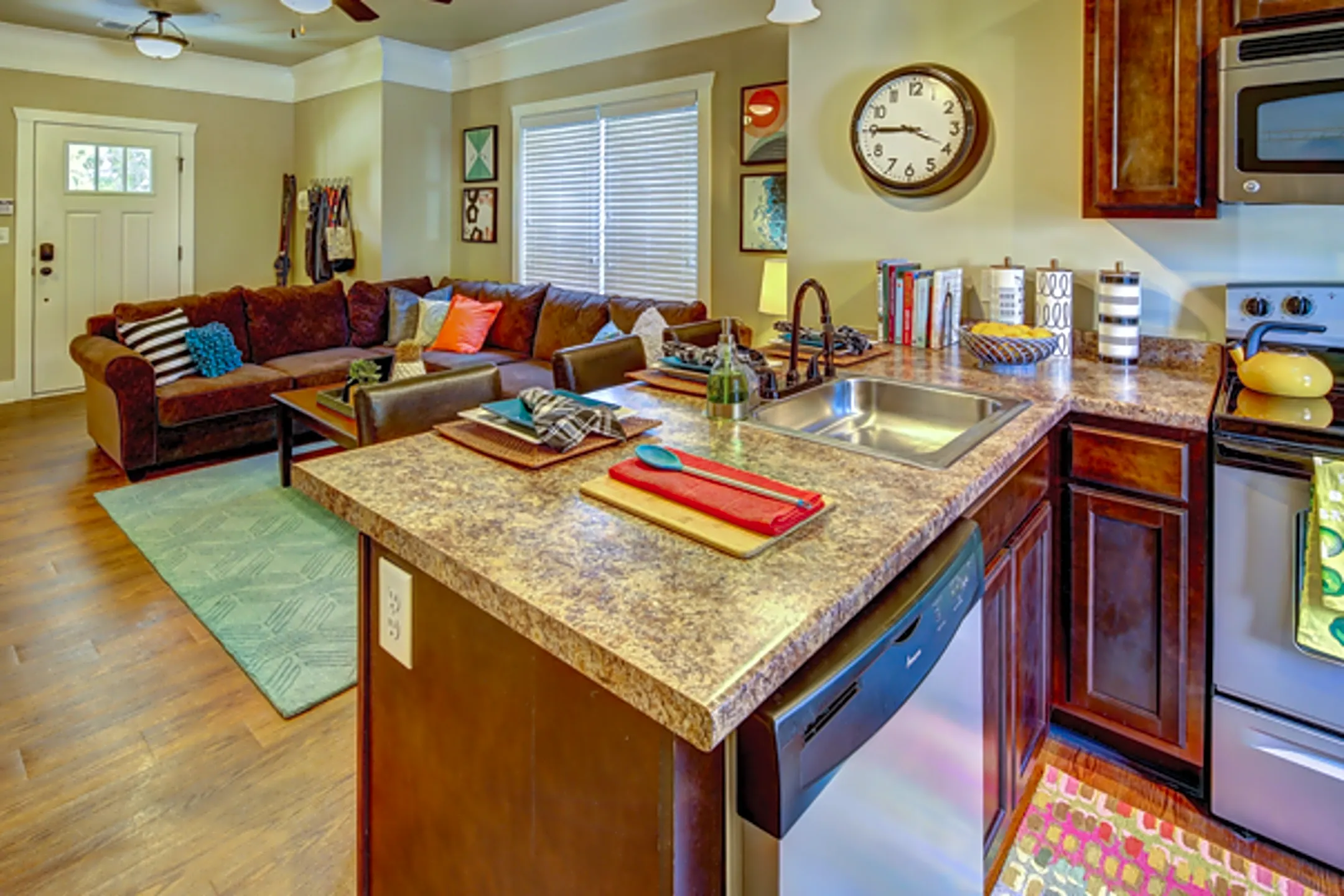 The Cottages Of DurhamPer Bed Lease 100 Clubhouse St Durham, NH