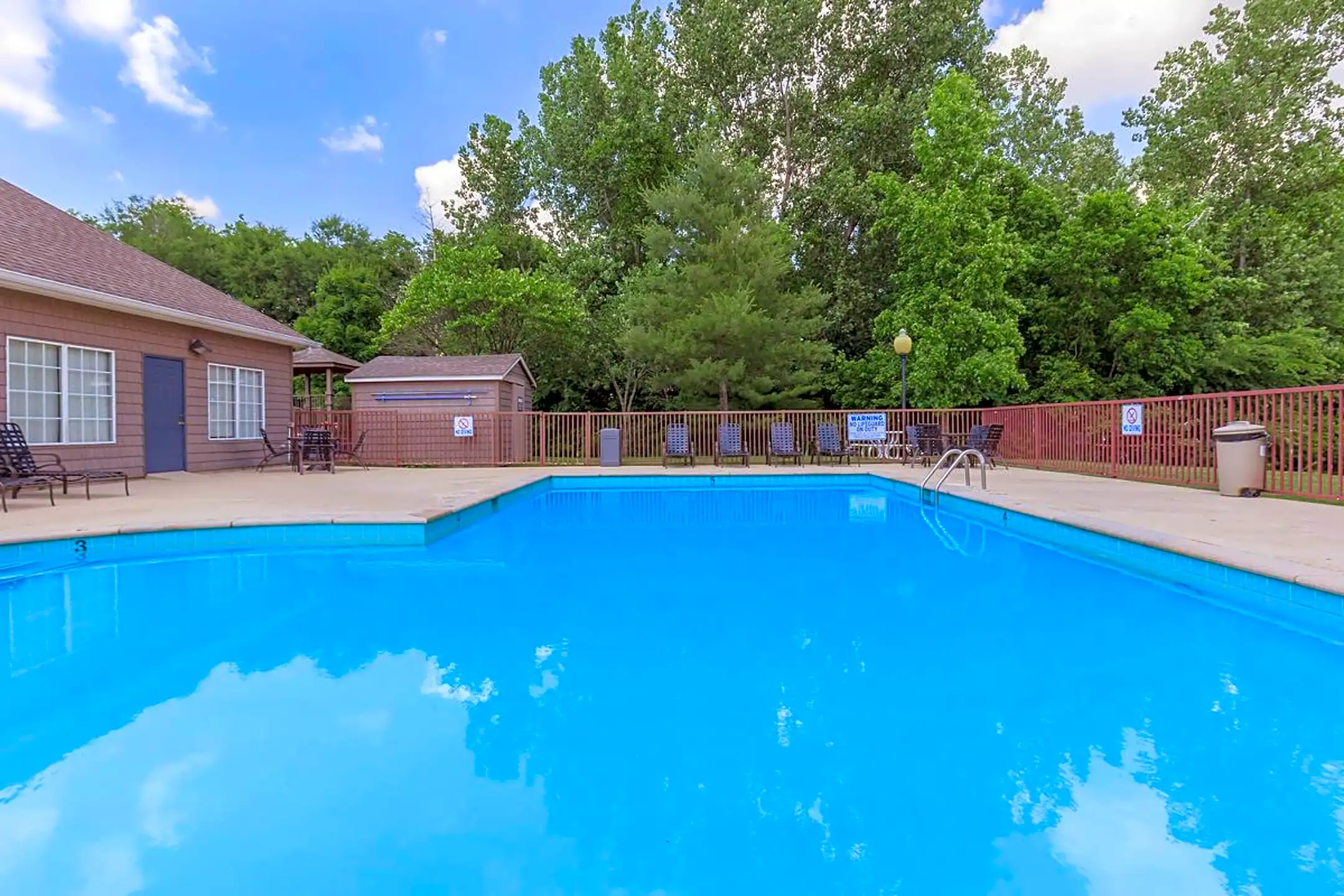 Hickory Pointe Hendersonville, TN 37075