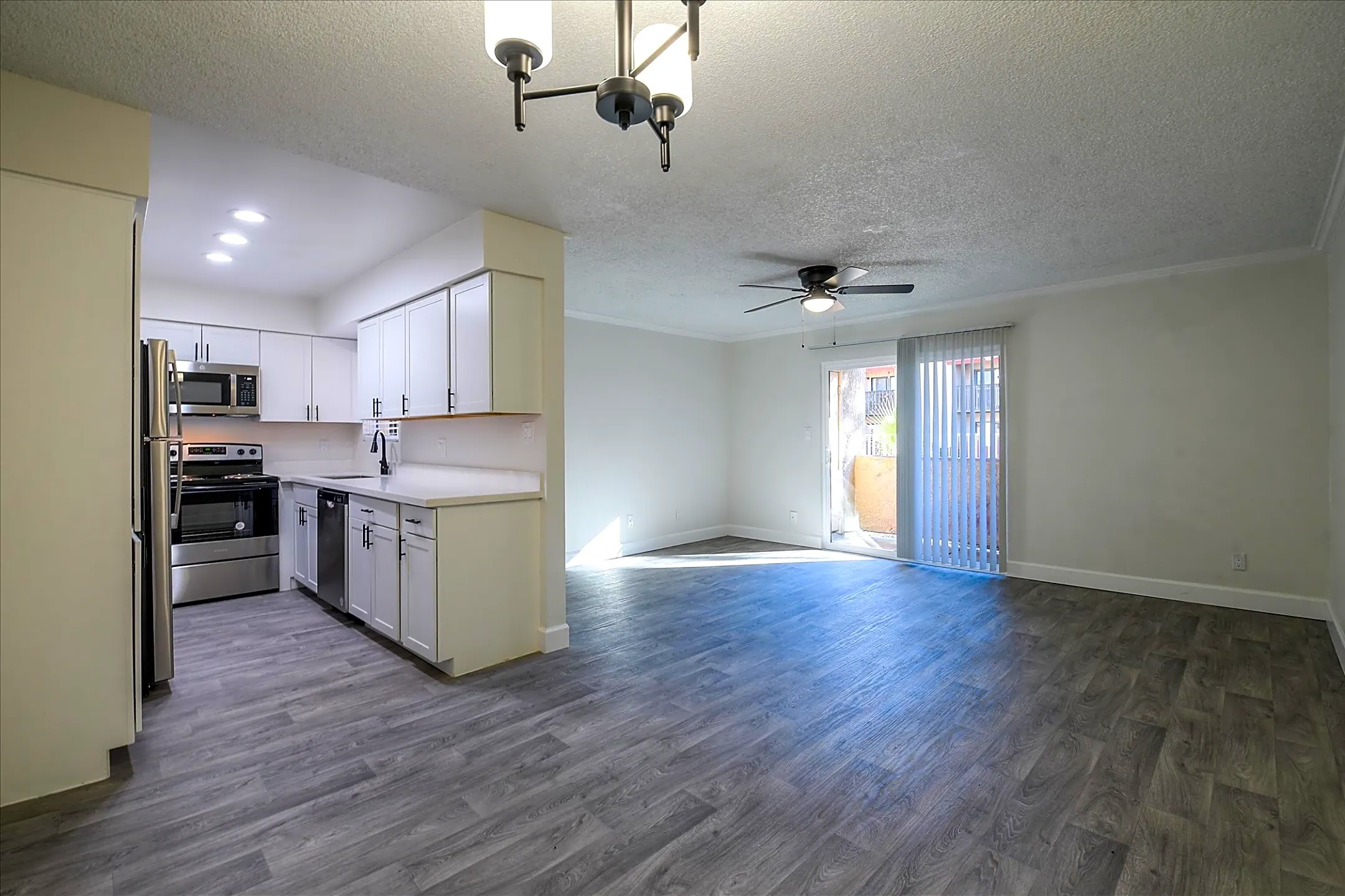 Glenridge Apartments - 13610 N 51st Ave | Glendale, AZ for Rent | Rent.