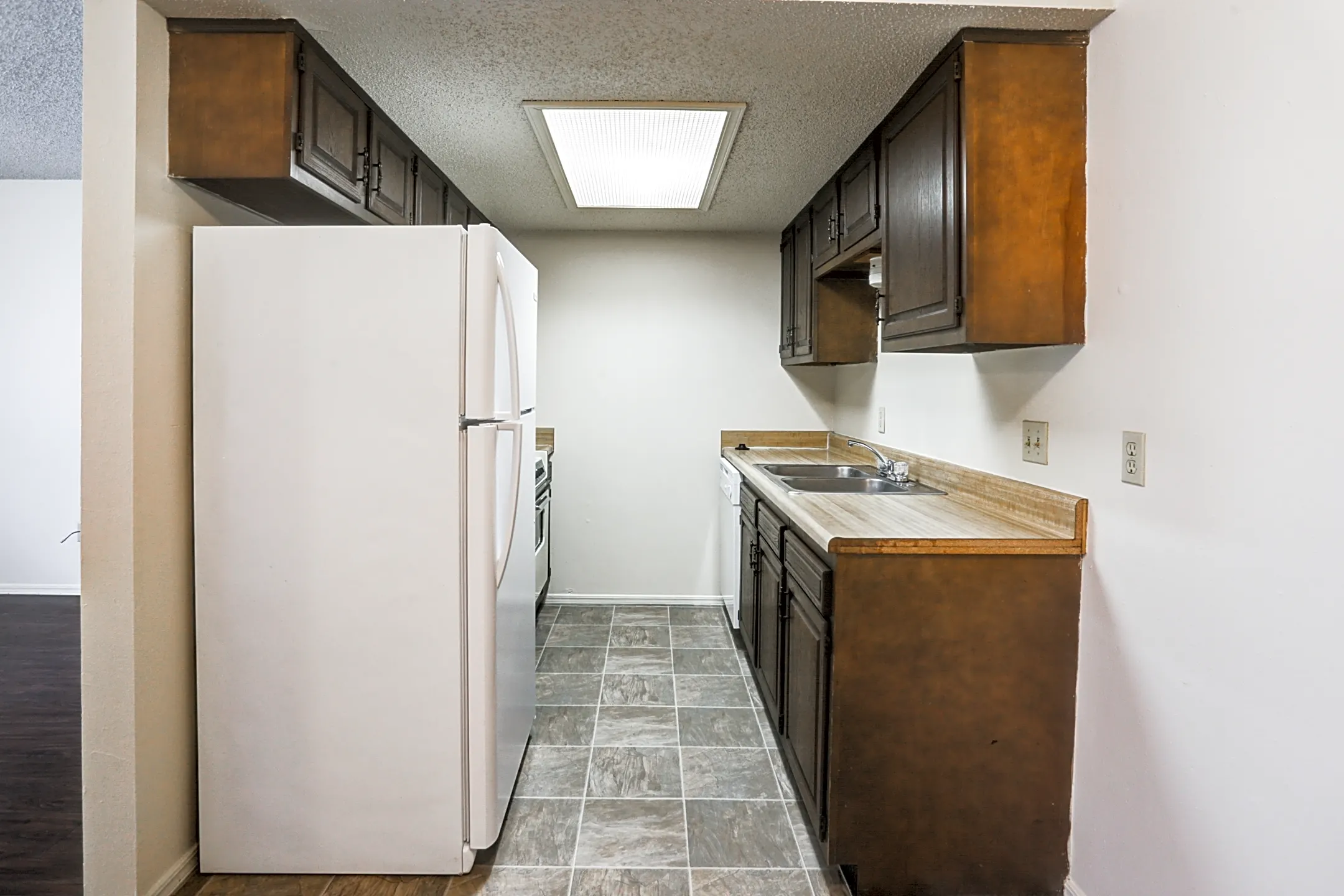 Foxfire Apartments 1701 S West End St Springdale, AR Apartments for