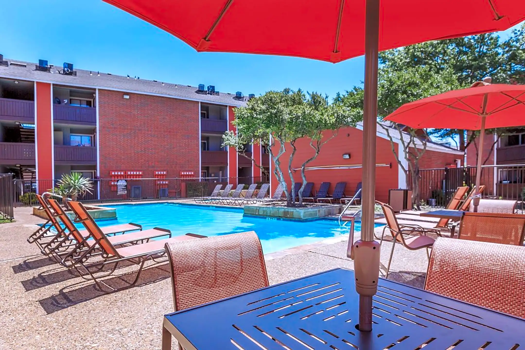 Villa Vista Apartments Dallas, TX 75238