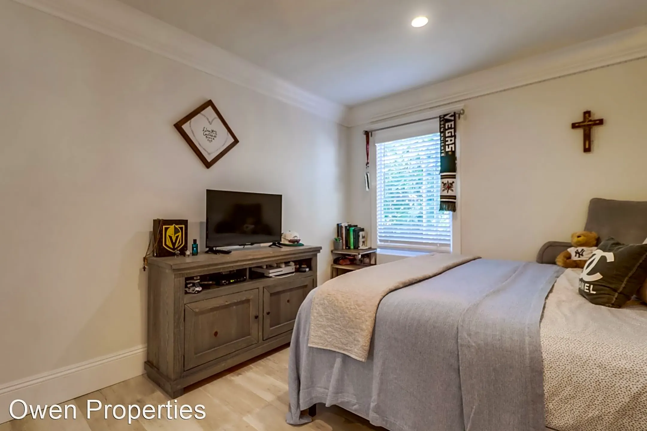Bedroom - 961 G Ave Unit C (Back House) - Coronado, CA