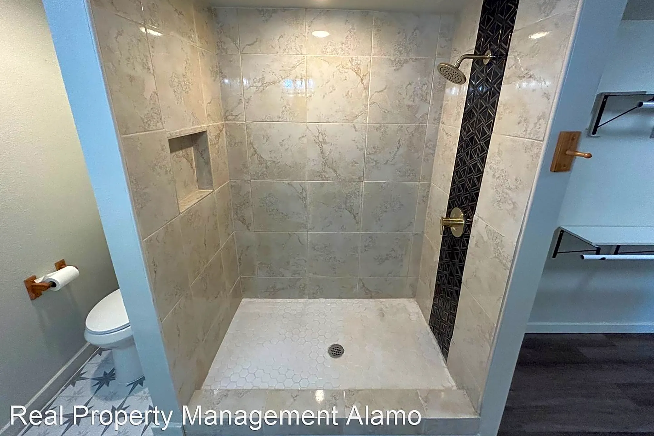 Bathroom - 1245 Kayton Avenue - San Antonio, TX