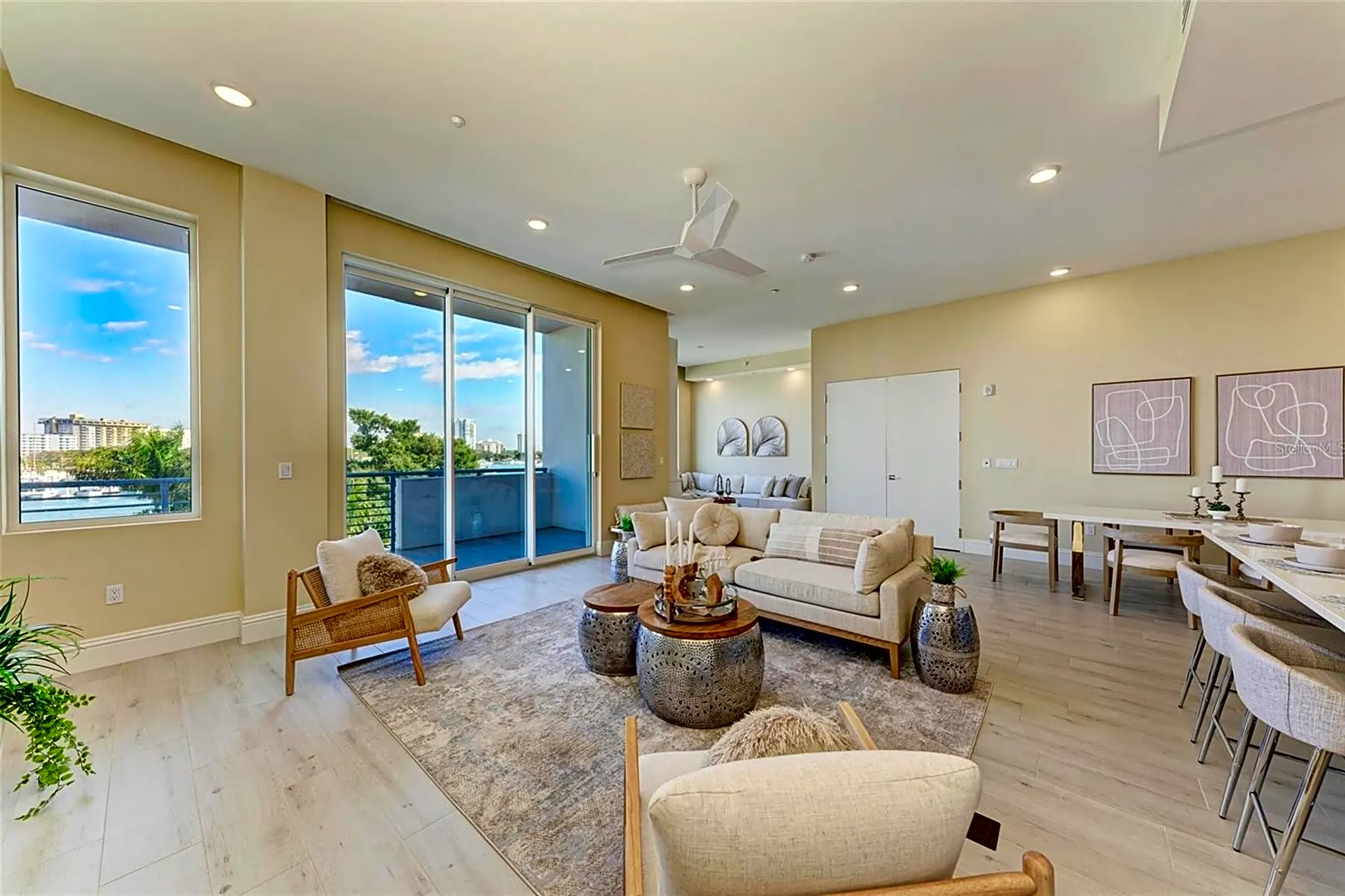 609 Golden Gate Point #402 Condos - Sarasota, FL 34236