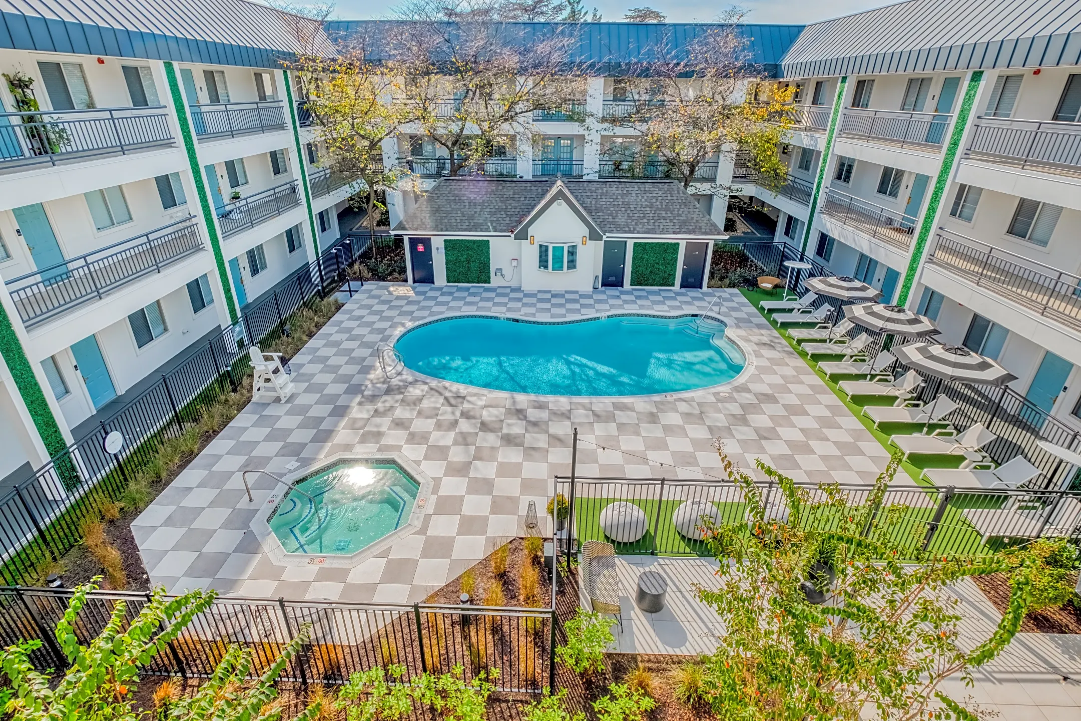 Flats at Shady Grove 1380 Piccard Dr Rockville, MD Apartments for