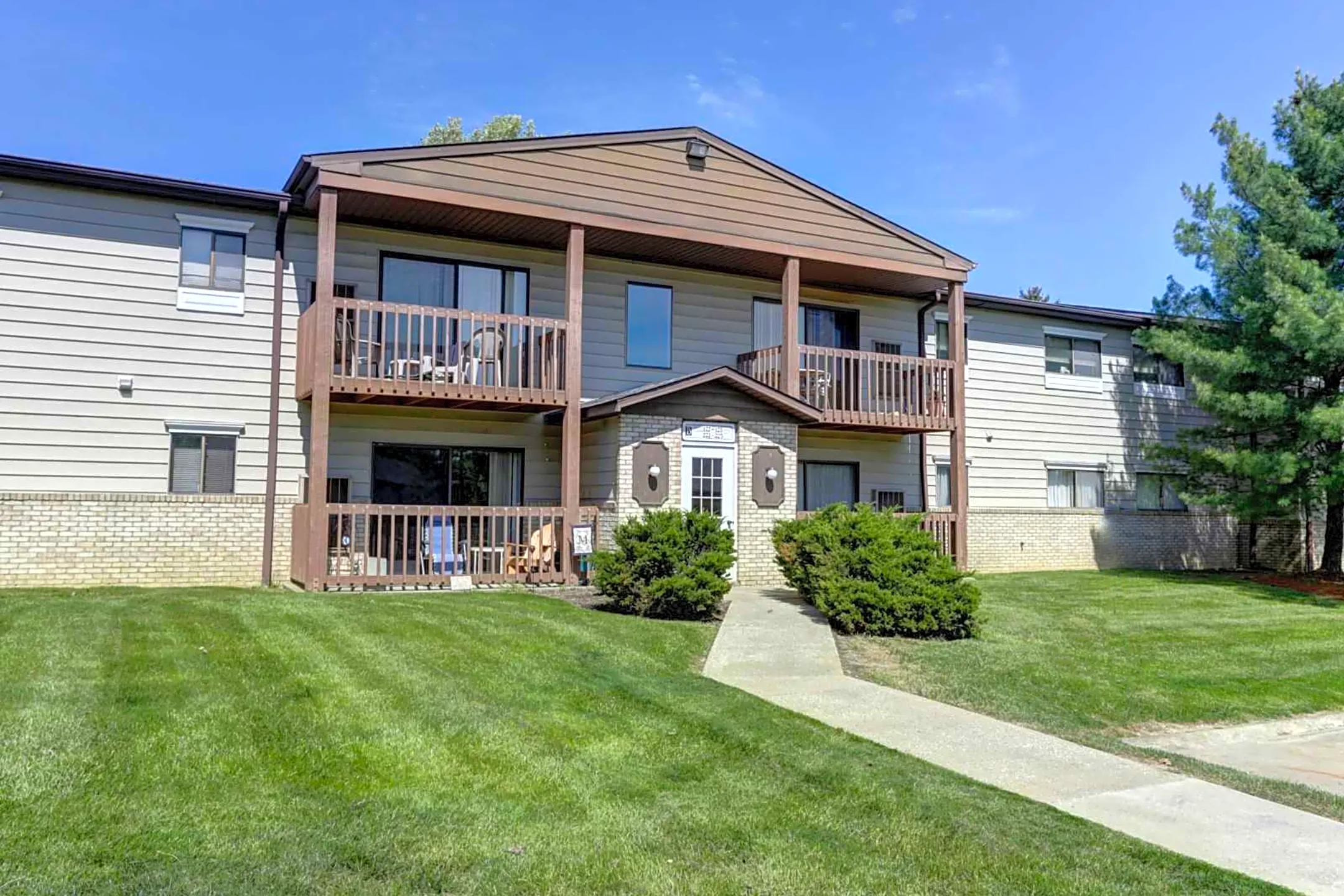 Deer Run Apartments - Twinsburg, OH 44087