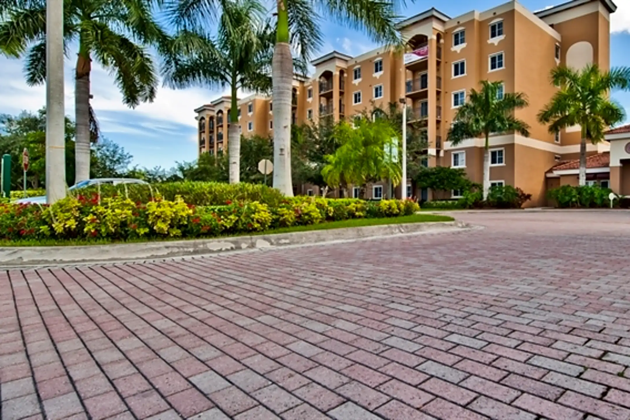 Golfview Gardens Senior Community Sunrise, FL 33313