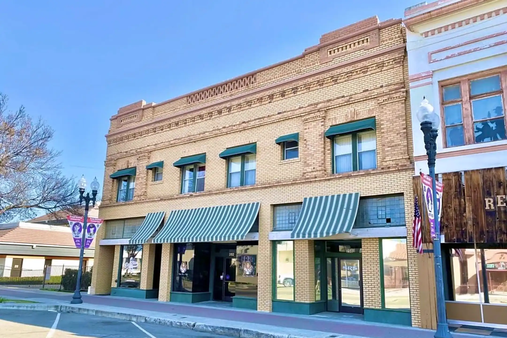 256 N Main St Porterville, CA Houses for Rent Rent.