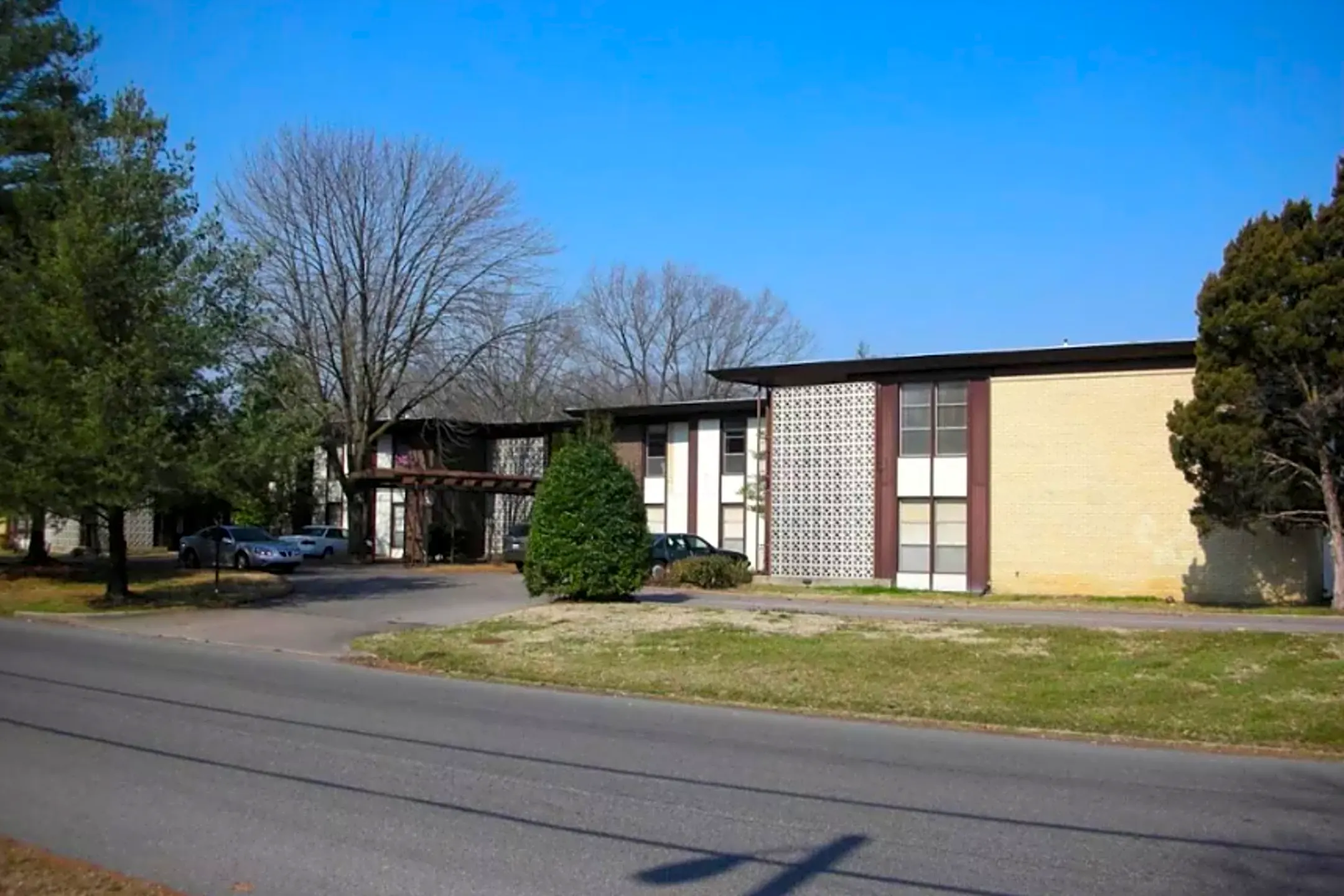 Mora Mi 2991 Clay St Paducah, KY Apartments for Rent Rent.