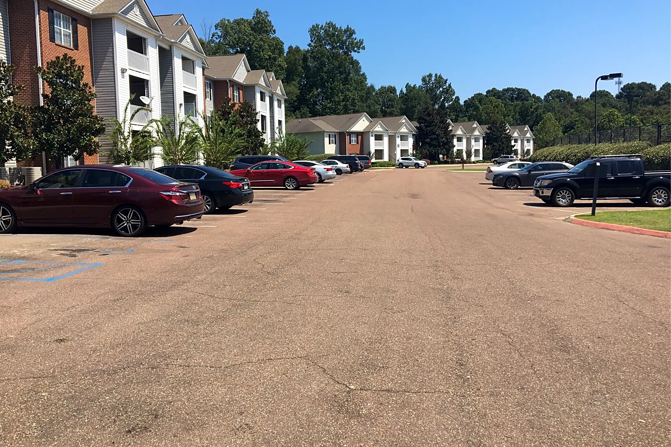 Magnolia Commons 1000 Commons Cir Vicksburg, MS Apartments for Rent