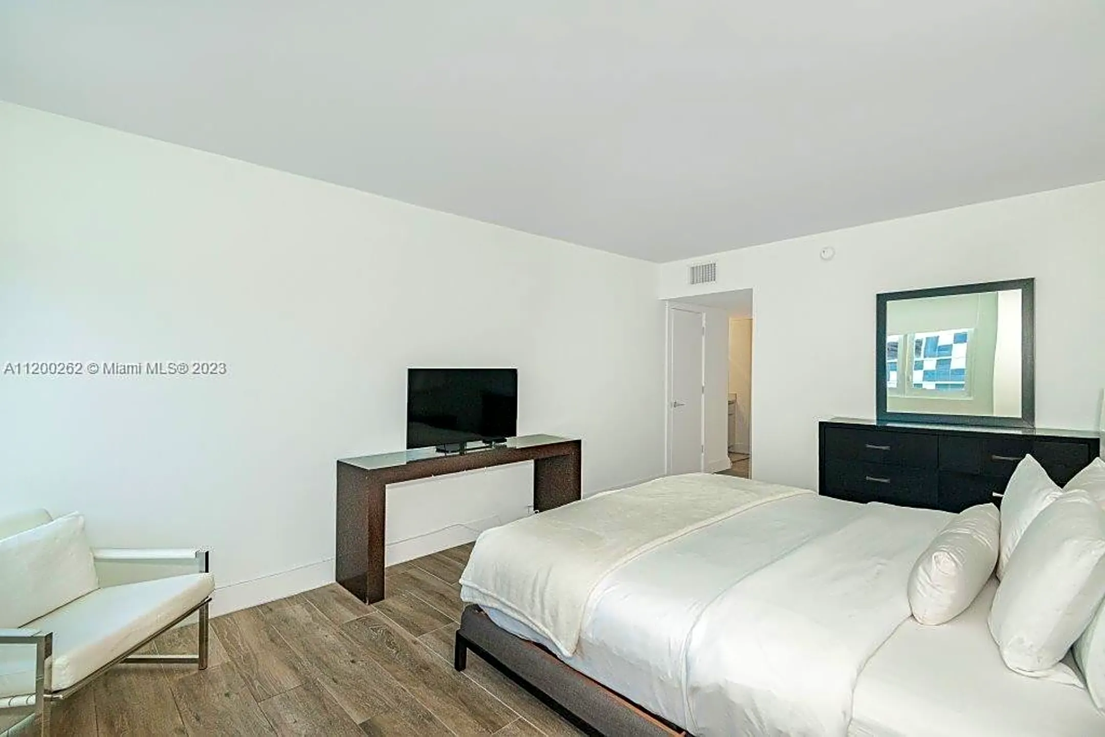 Bedroom - 2301 Collins Ave #503 - Miami Beach, FL