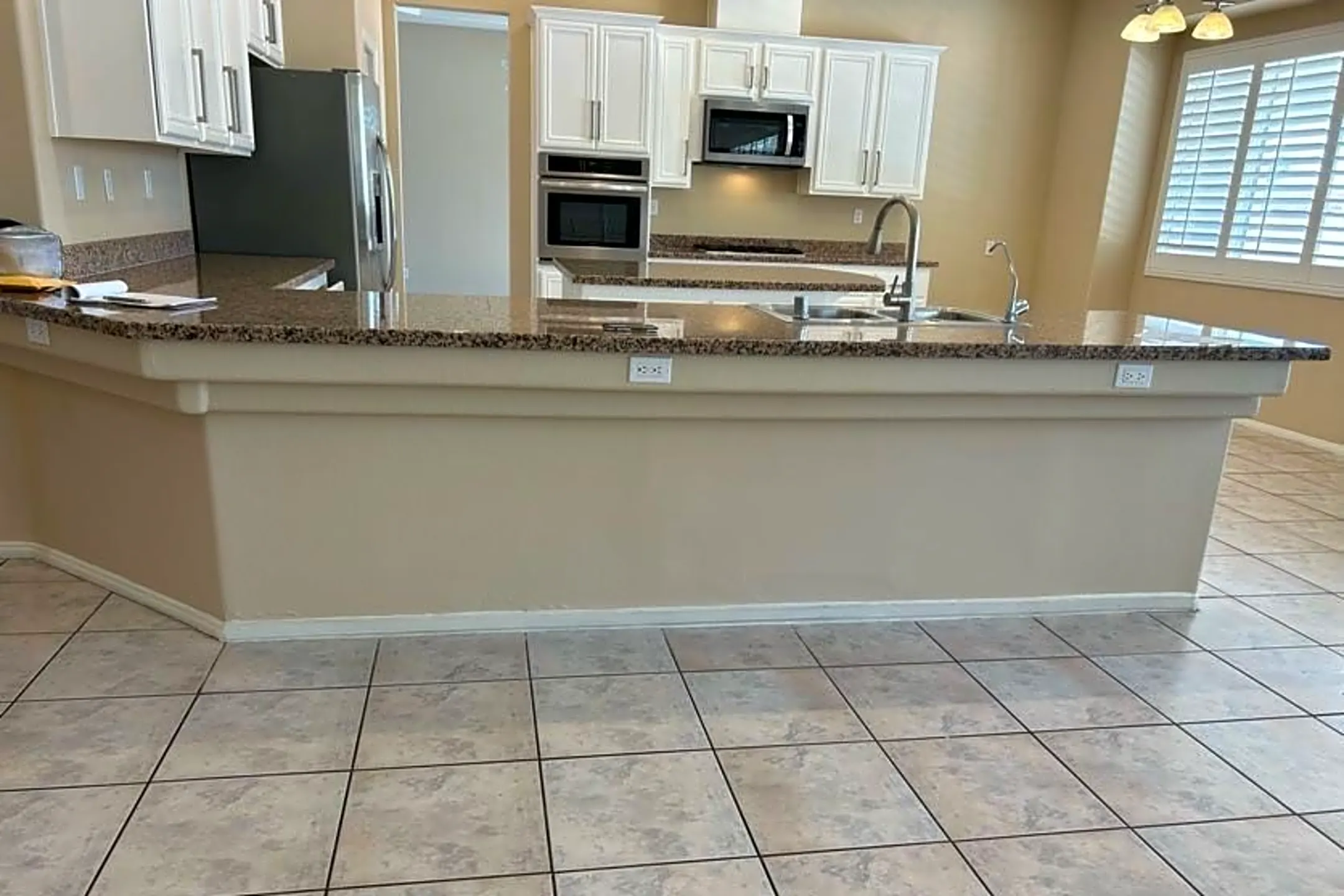 Kitchen - 9735 Phoenician Ave #0 - Las Vegas, NV
