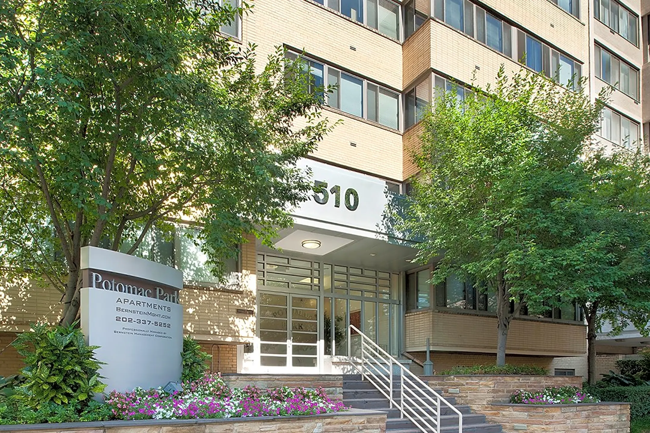 The York and Potomac Park Washington, DC 20006