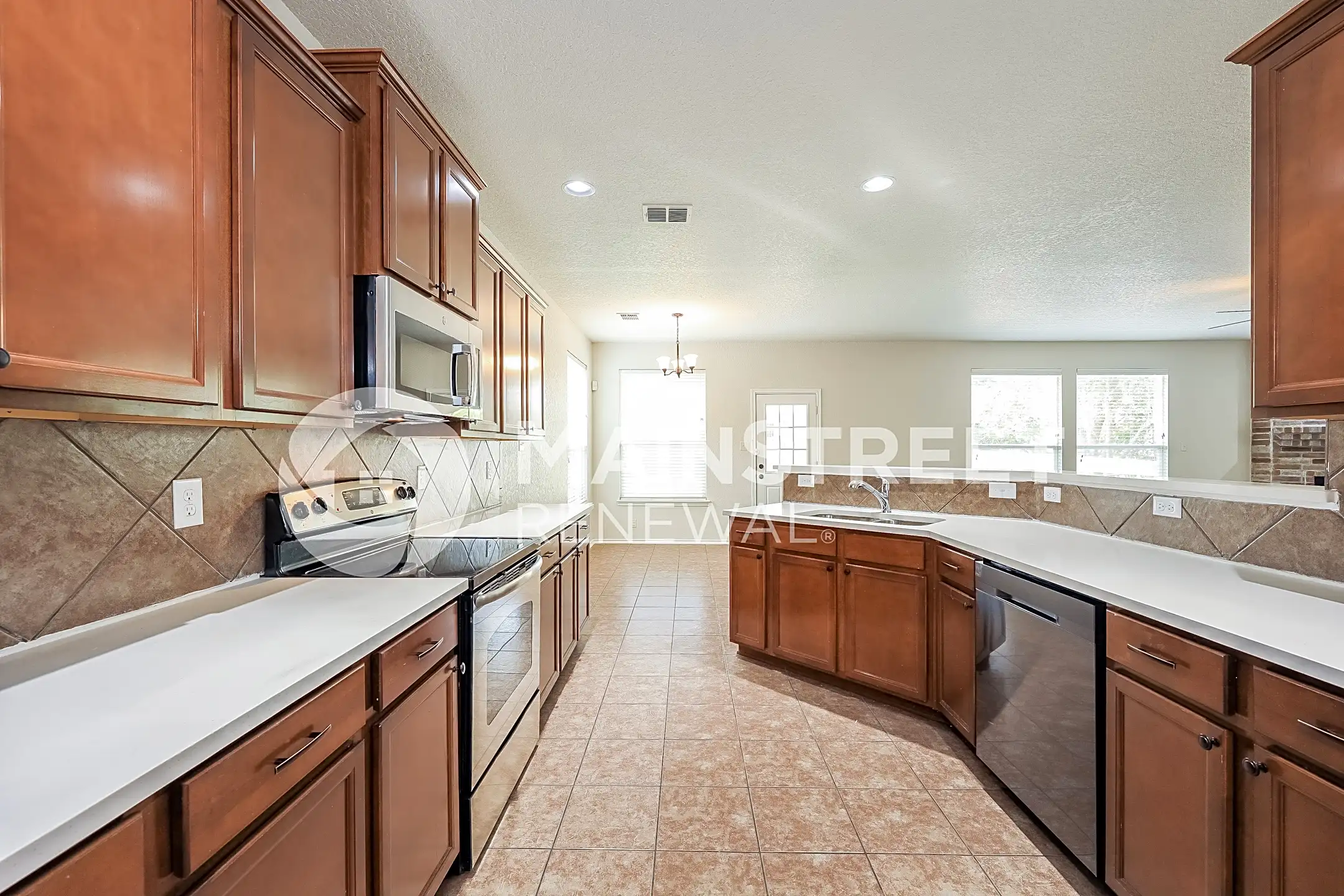 Kitchen - 12151 Karnes Way - San Antonio, TX