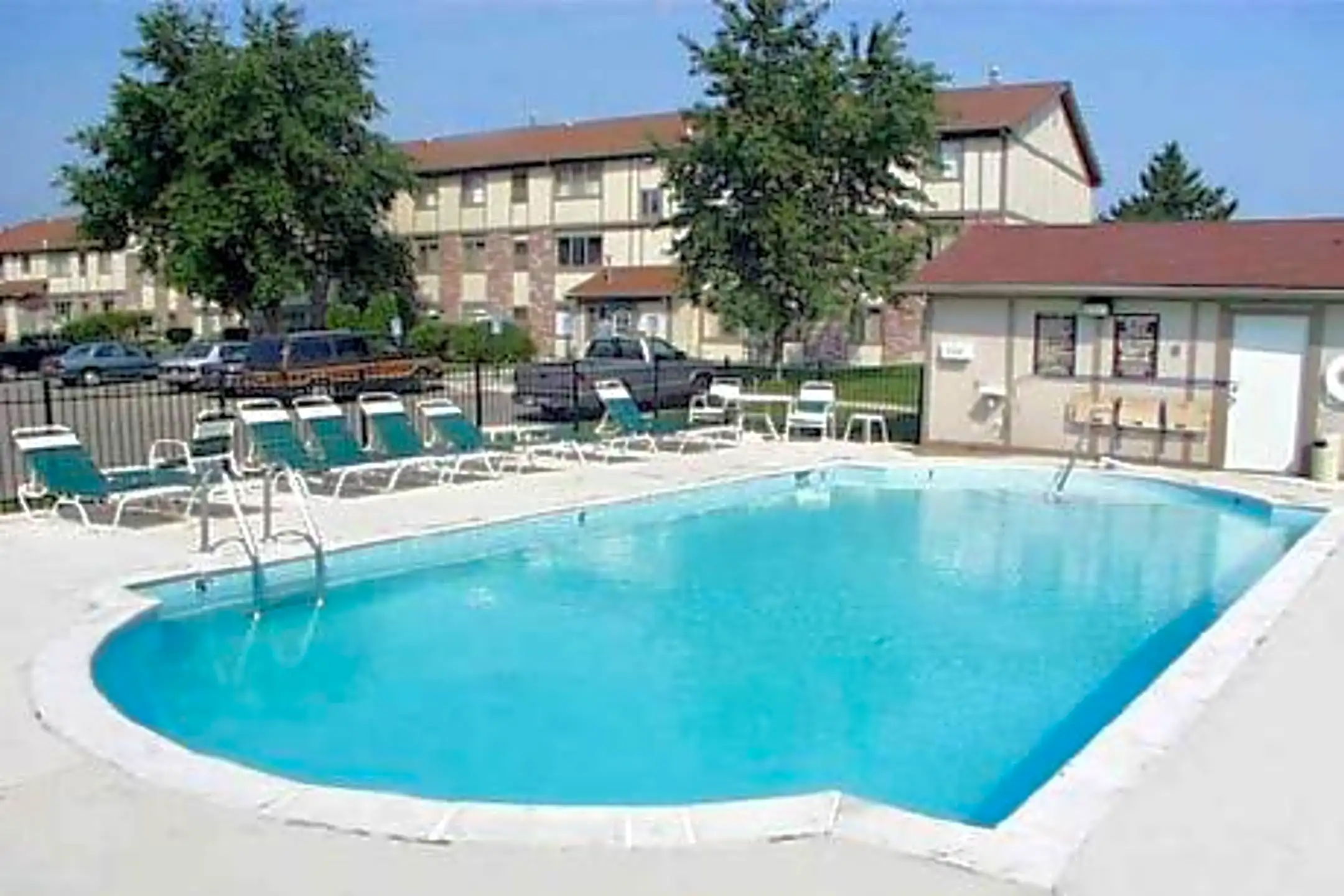 Pine Creek 11650 Plaza Dr Clio, MI Apartments for Rent Rent.