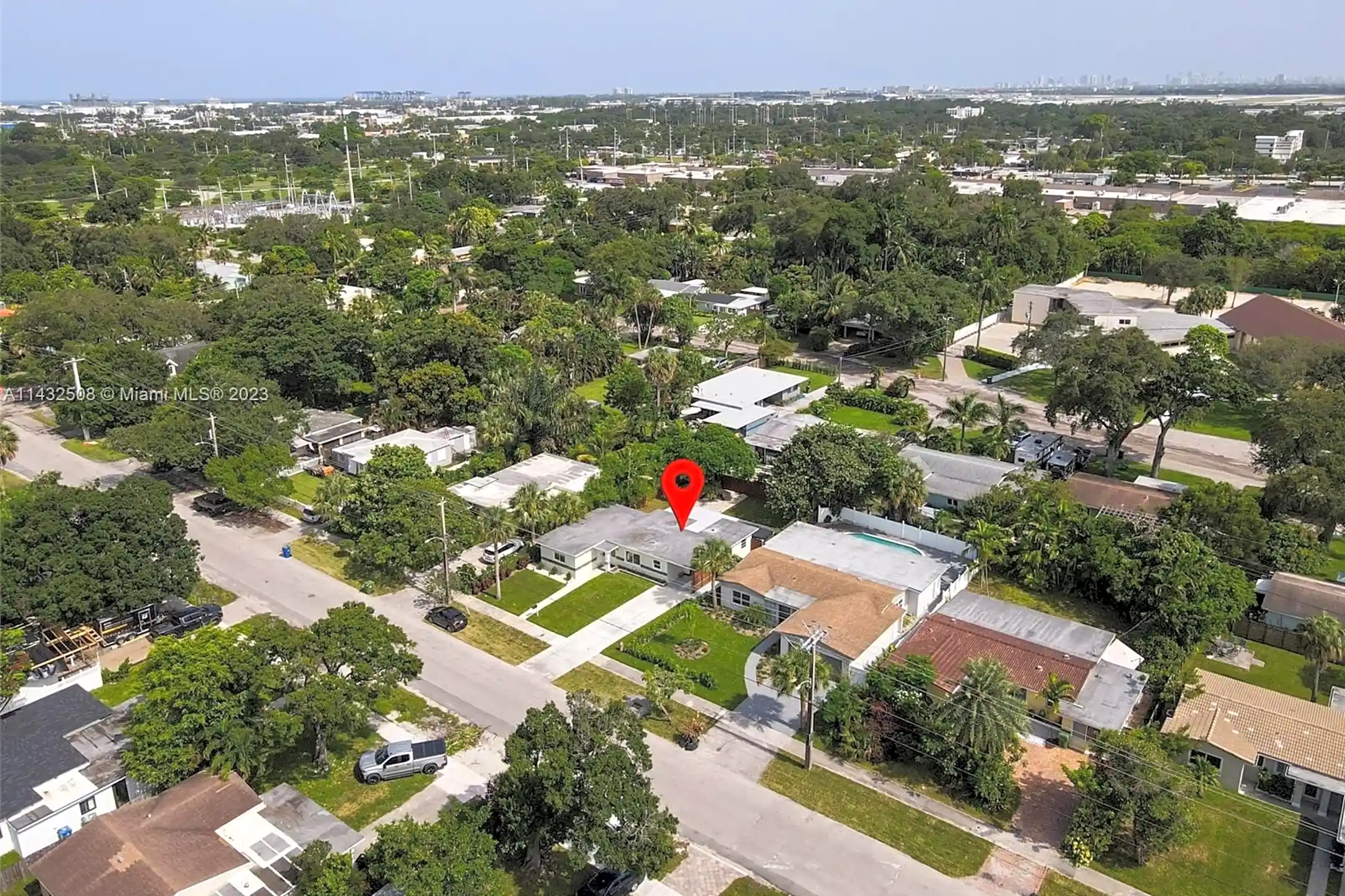 Community Signage - 1100 SW 20th St - Fort Lauderdale, FL