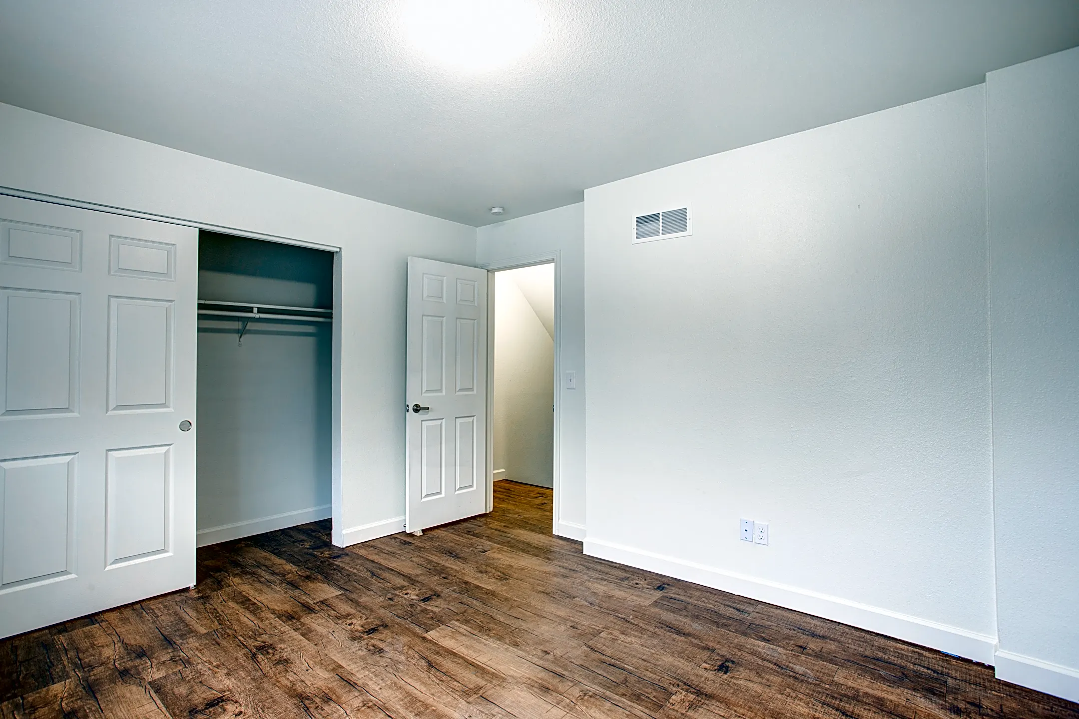 Metro Apartments at Wood River 543 Charles Ave Wood River, IL