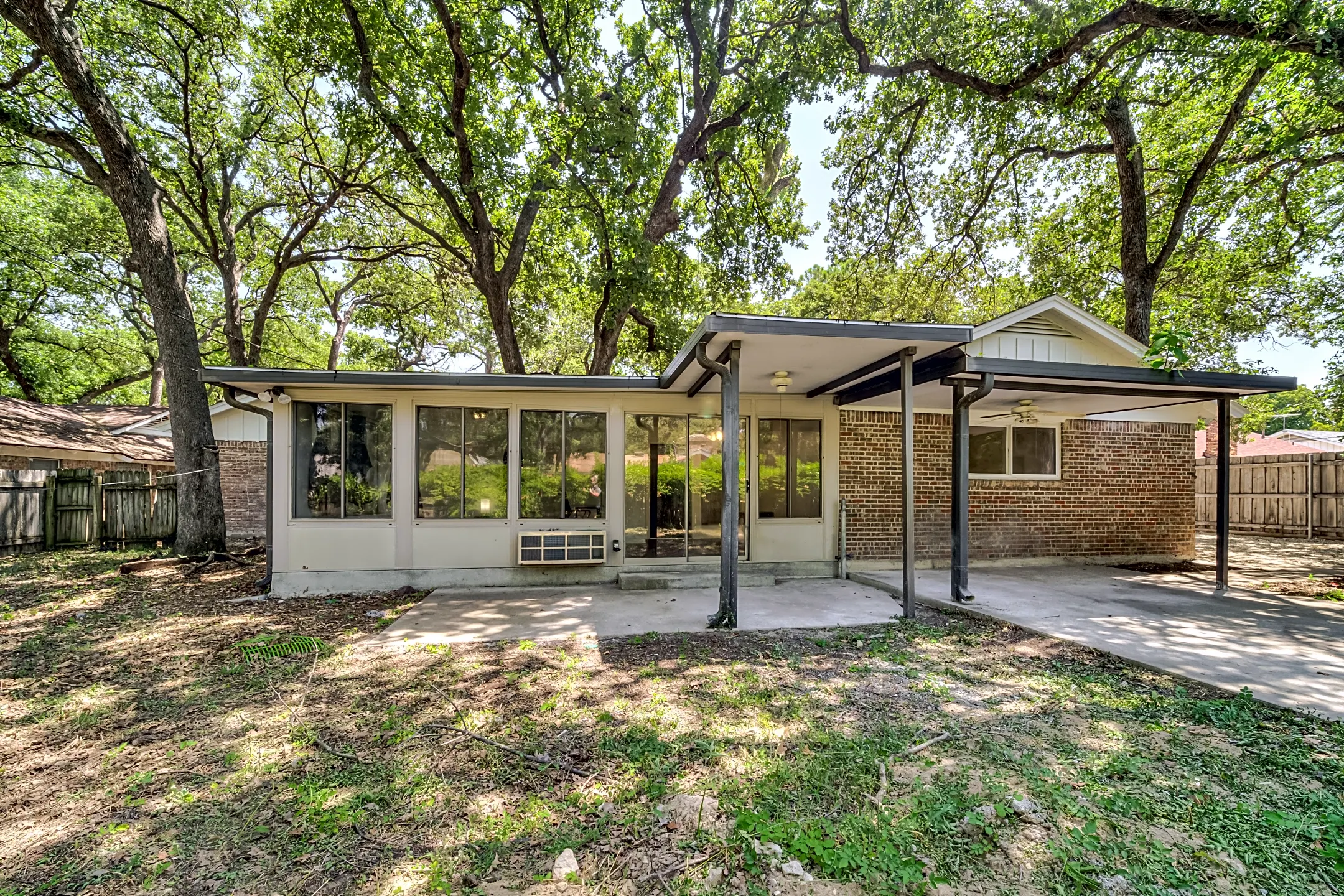 Patio / Deck - Room For Rent - Fort Worth, TX