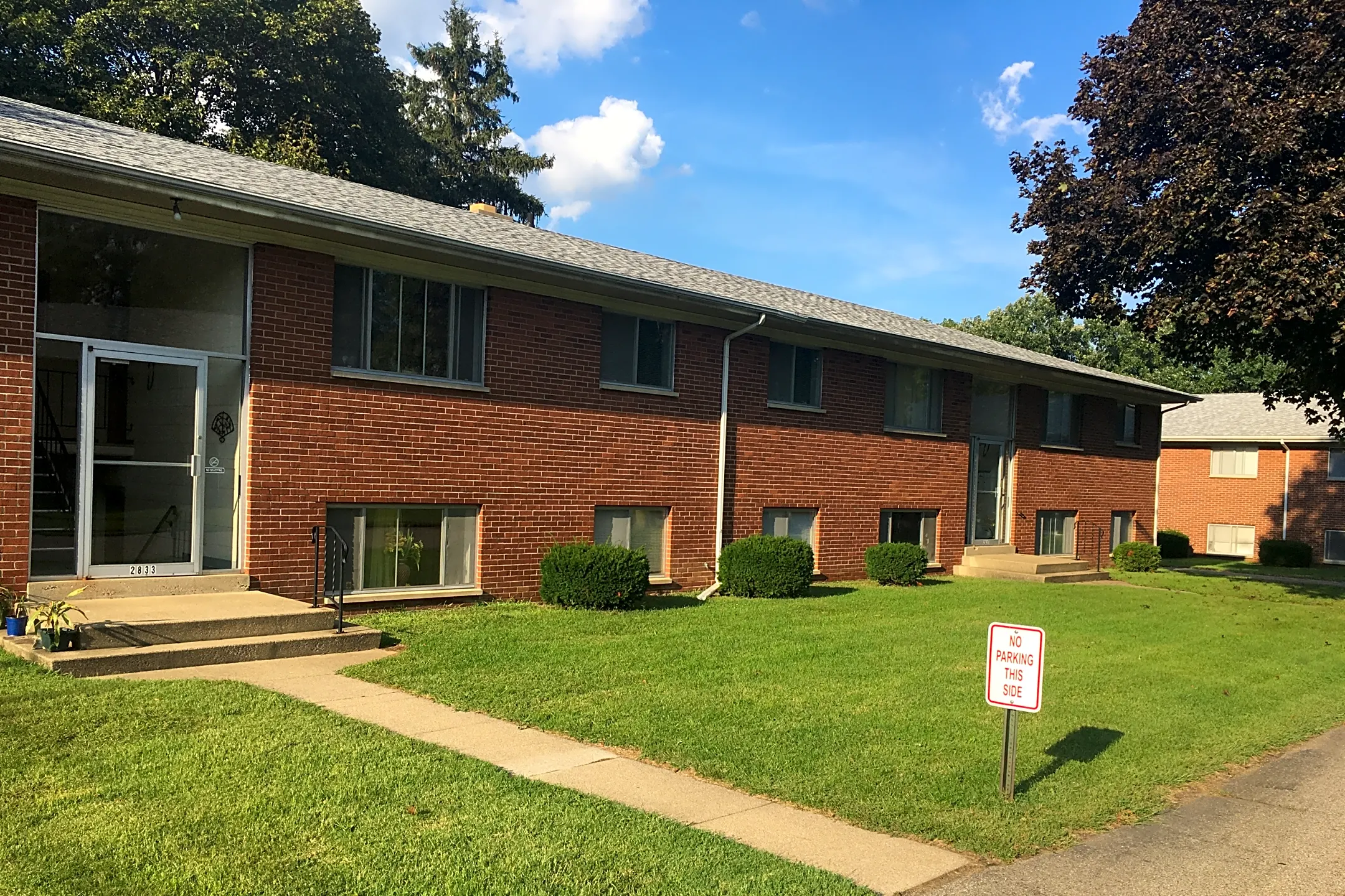 Ridgewood Apartments - 24 RIDGEWOOD ST | Kalamazoo, MI for Rent | Rent.