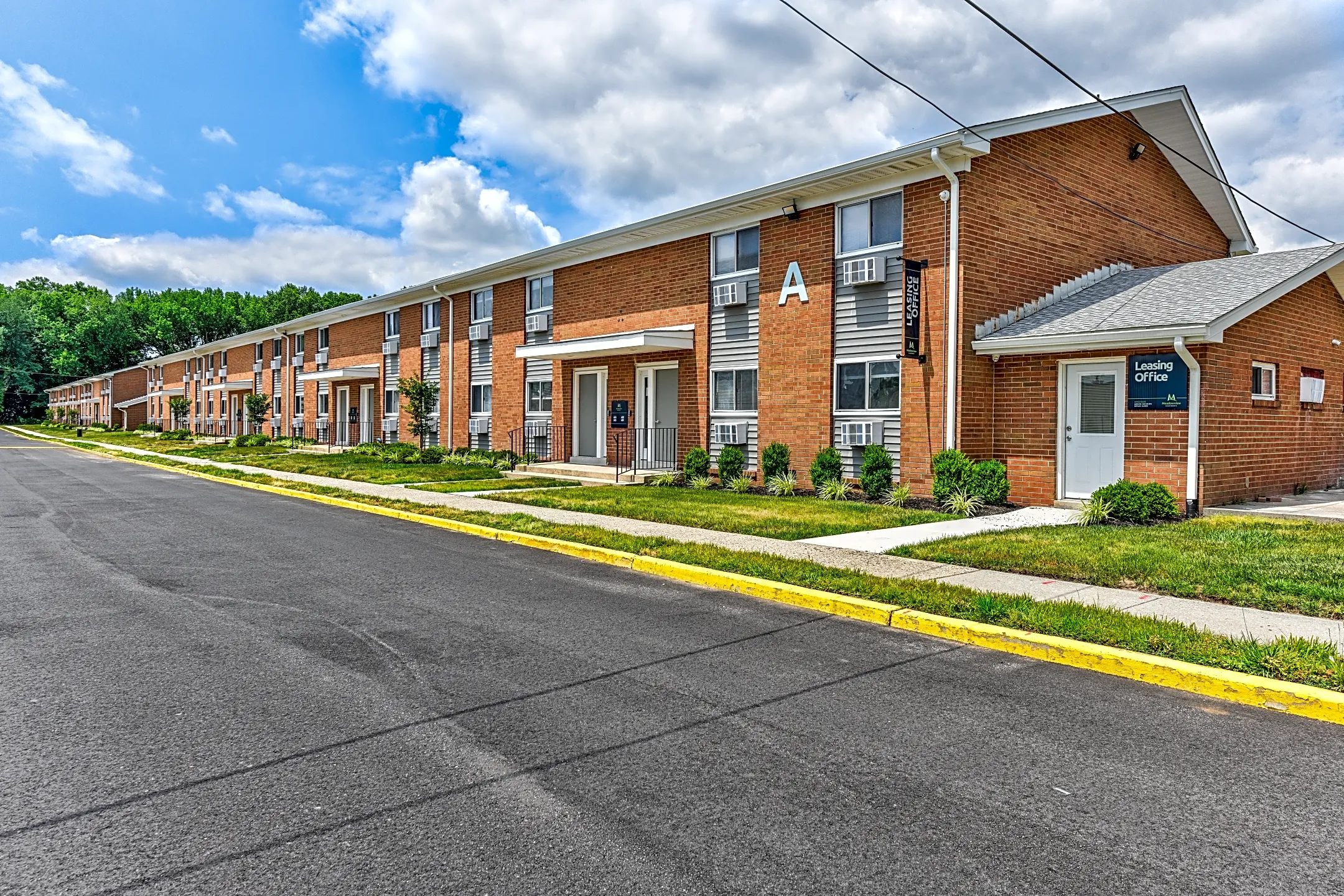 Building - Meadowview Apartments. - Pennsville, NJ