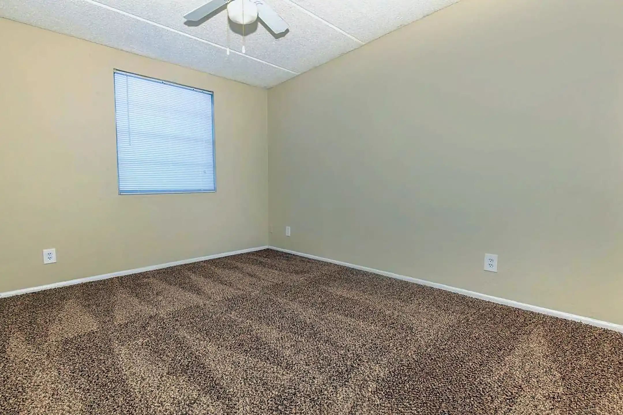 Riverview Apartments Jacksonville, FL 32216