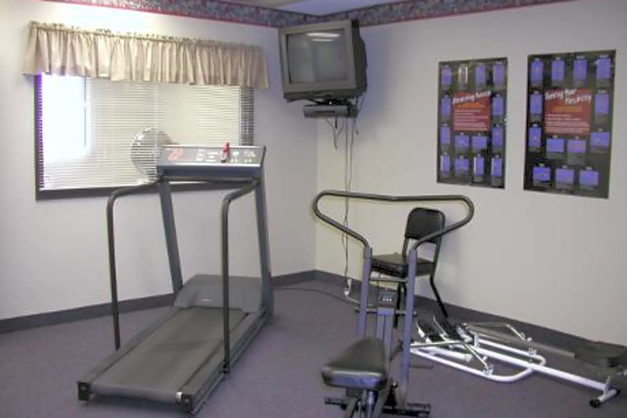 Rockwood Place Apartments 2259 Rockwood Ave Saint Paul, MN