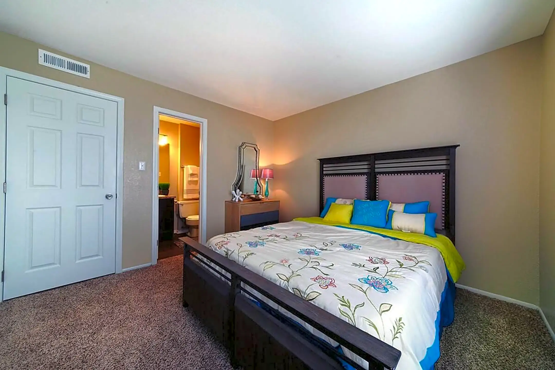 Indian Hills 2011 Aztec Dr North Little Rock, AR Apartments for