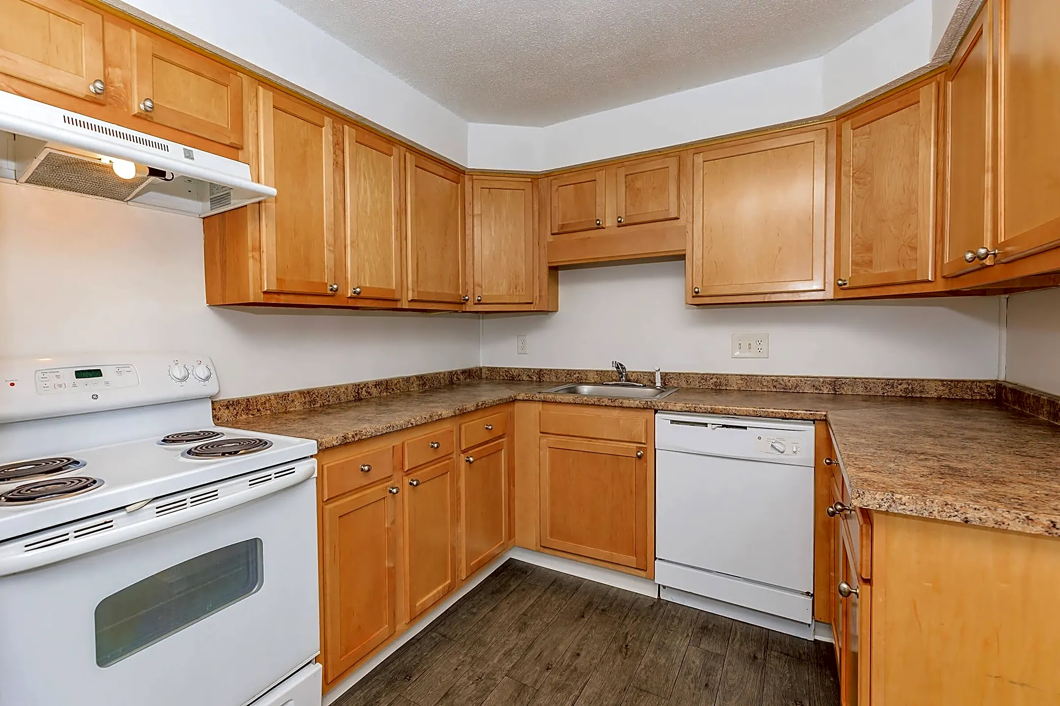 Rivers Edge Apartments 35 Sharon Rd Waterbury, CT Apartments for