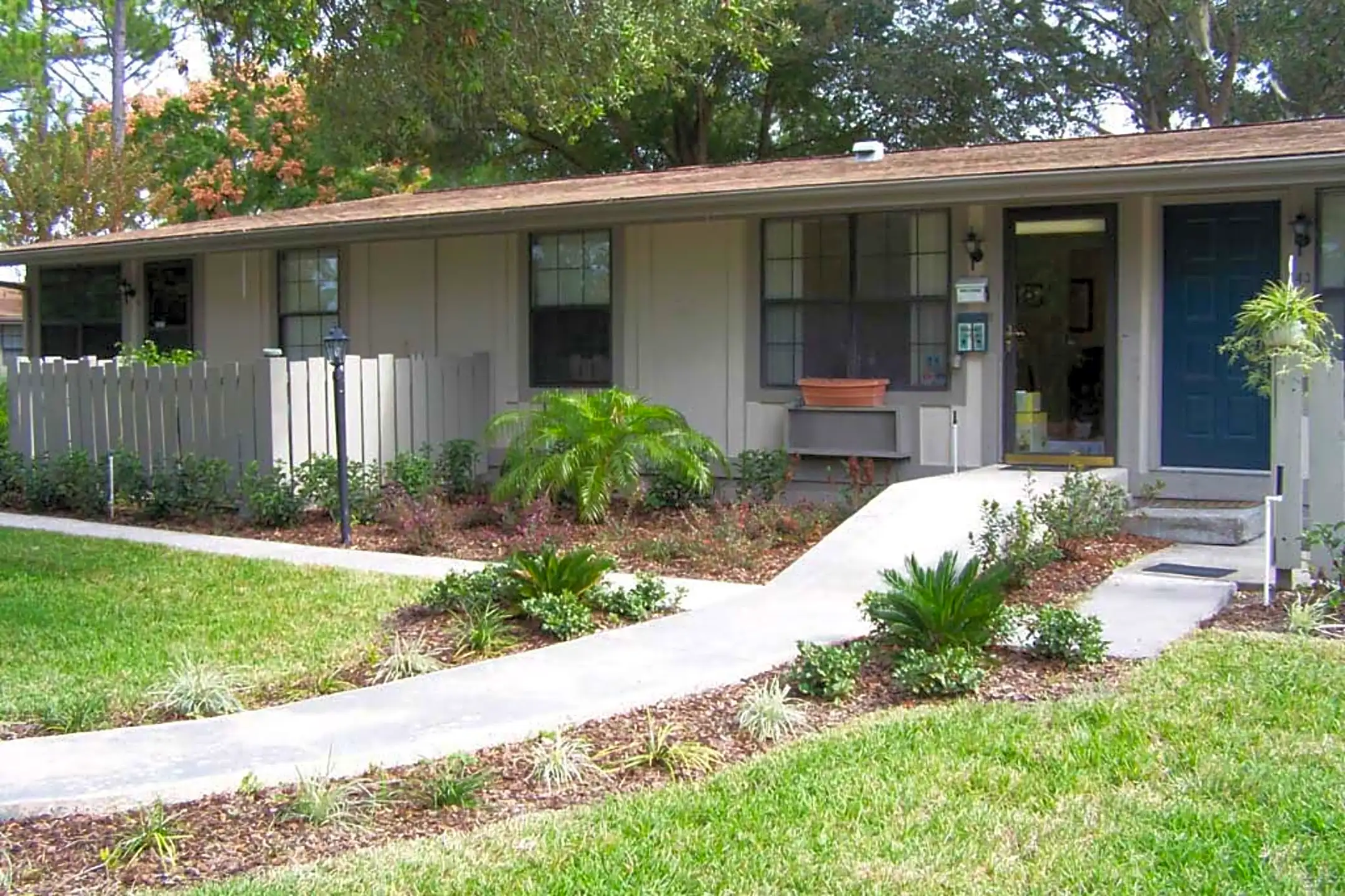 Palatka Oaks Apartments 200 College Rd Palatka, FL Apartments for Rent Rent.
