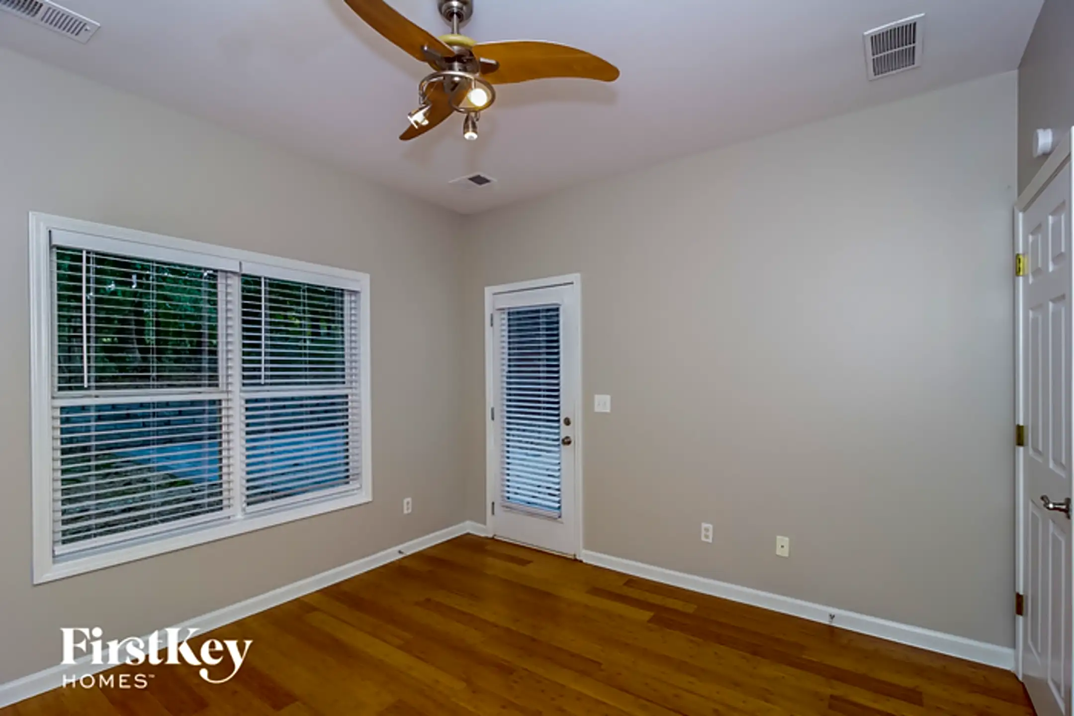 162 Creekside Bluff Houses Hiram, GA 30141