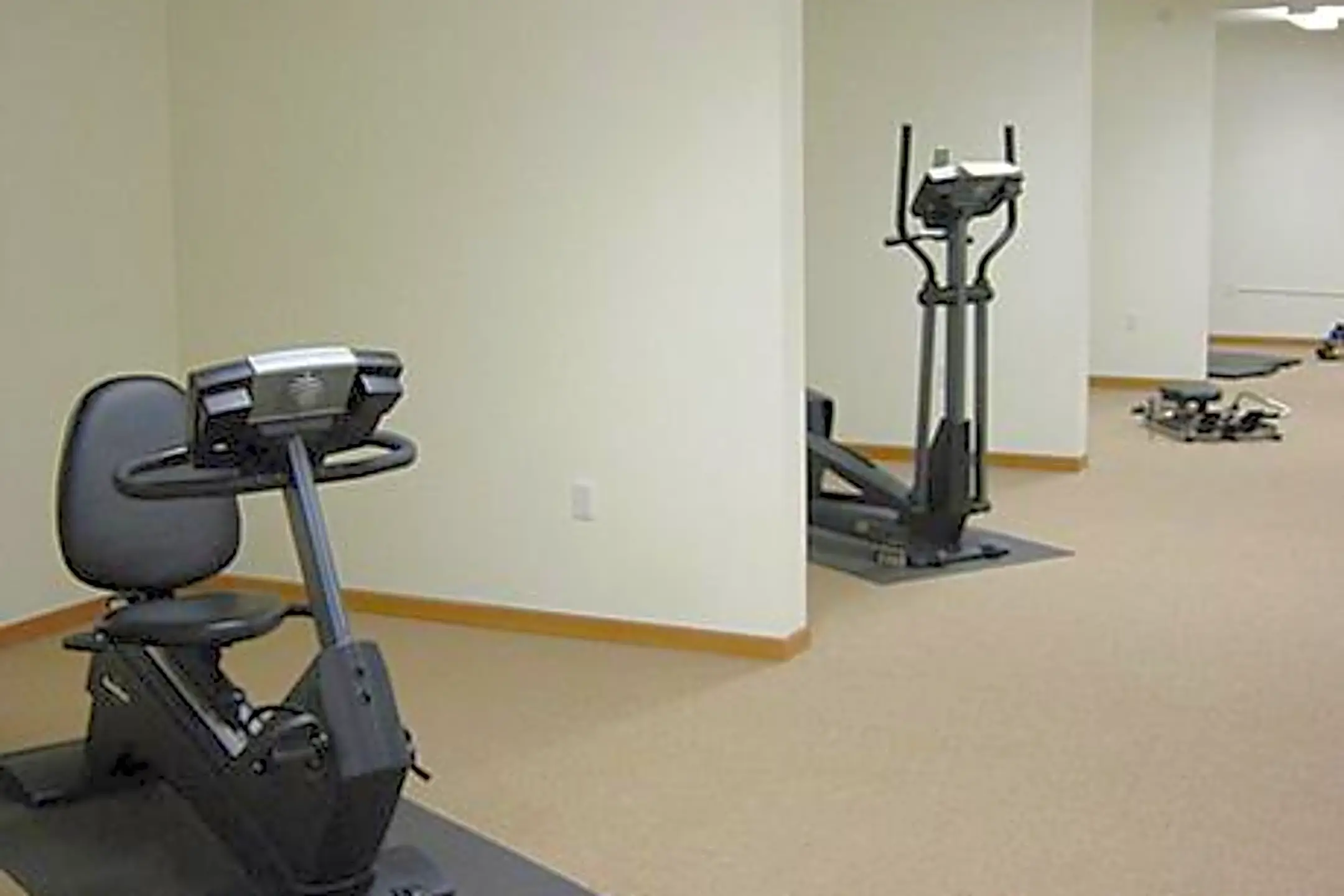 Quail Pointe 1088 Quail Ct Pewaukee, WI Apartments for Rent Rent.