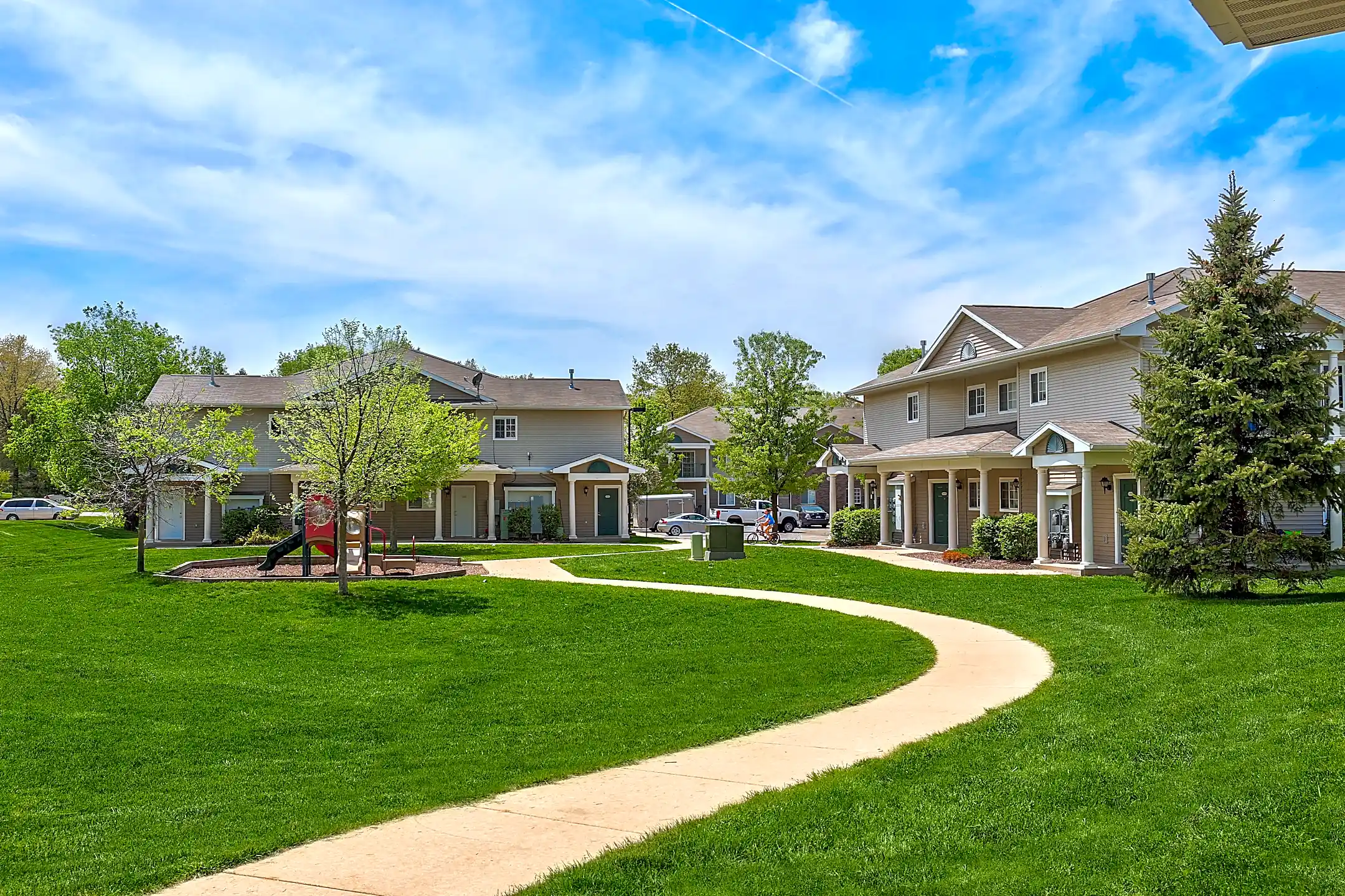 Emerald Park & Emerald Woods Senior Apartments Plainwell, MI 49080