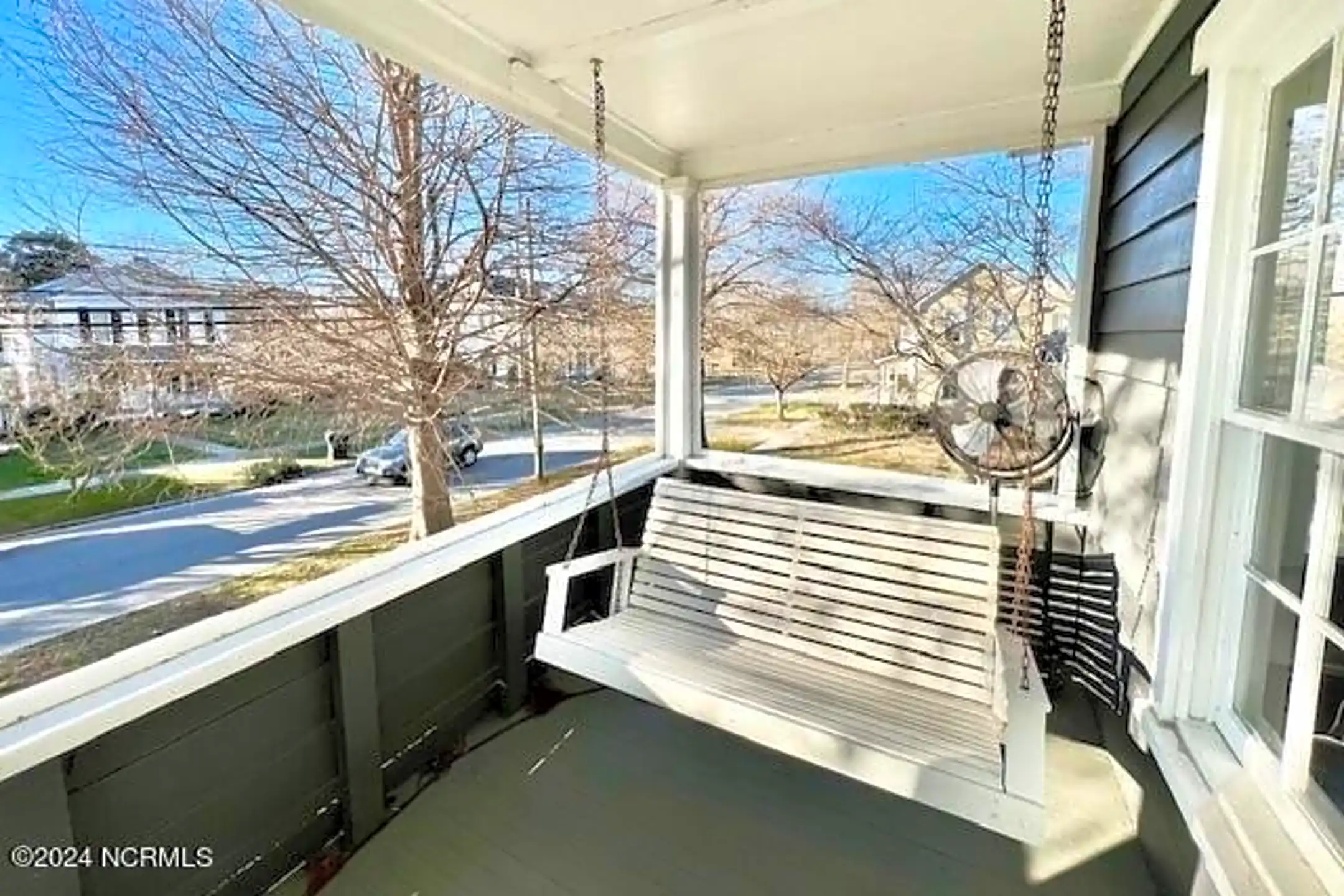 207 S Oakum St Apartments Edenton, NC 27932