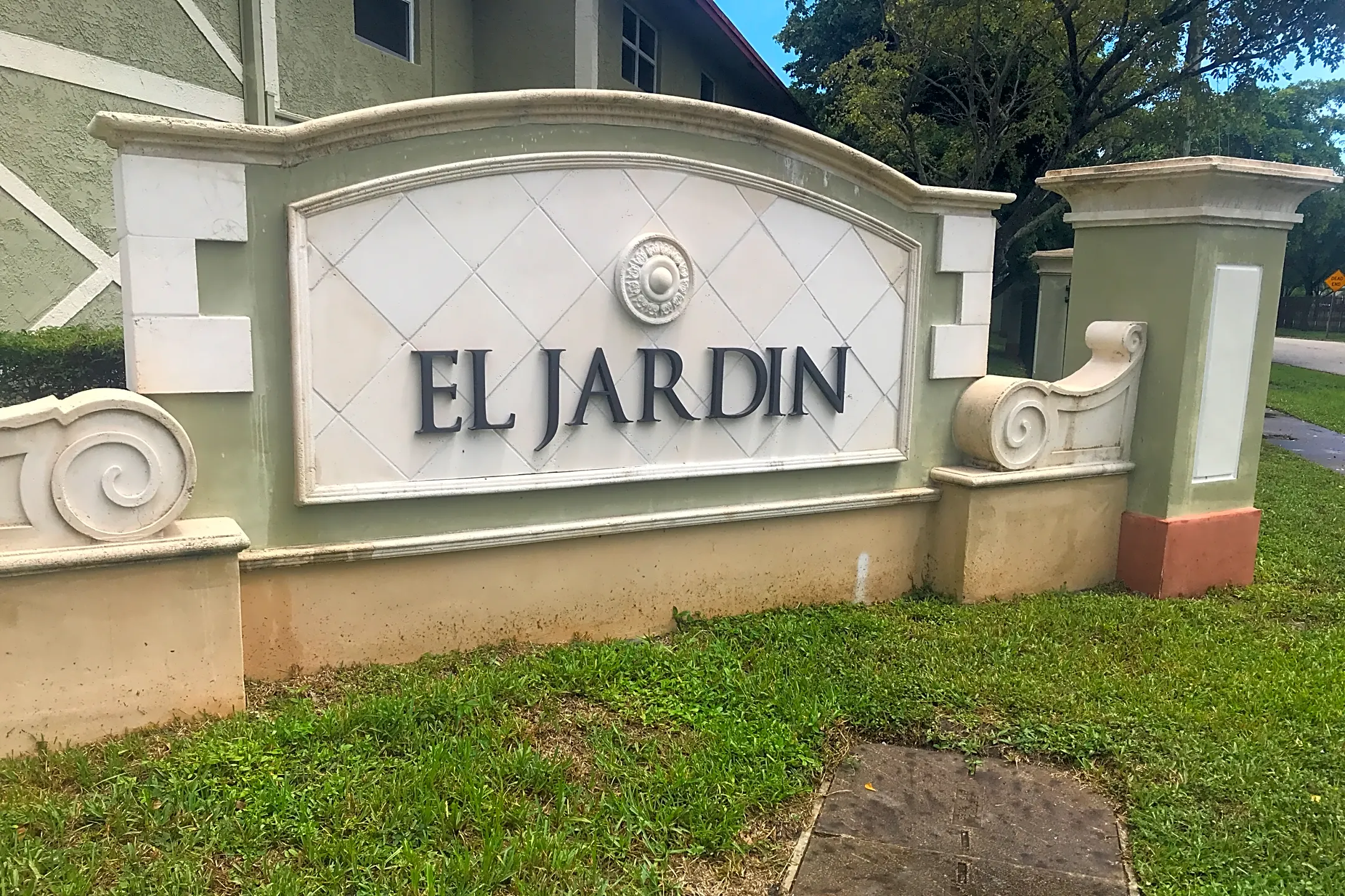El Jardin Apartments - Hollywood, FL 33024