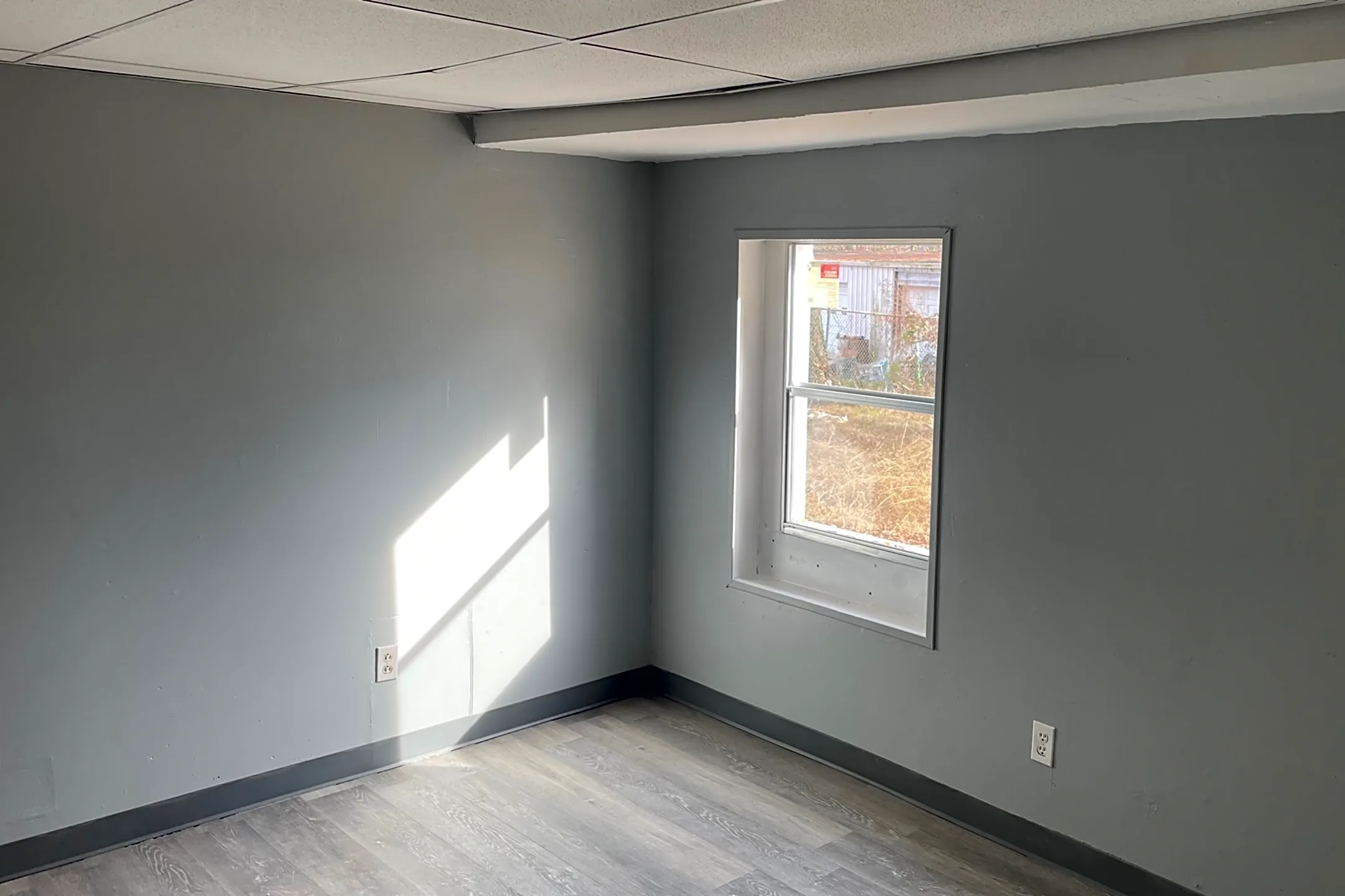 303 S Oak St 303 S Oak St unit 2 Sweetwater, TN Apartments for Rent